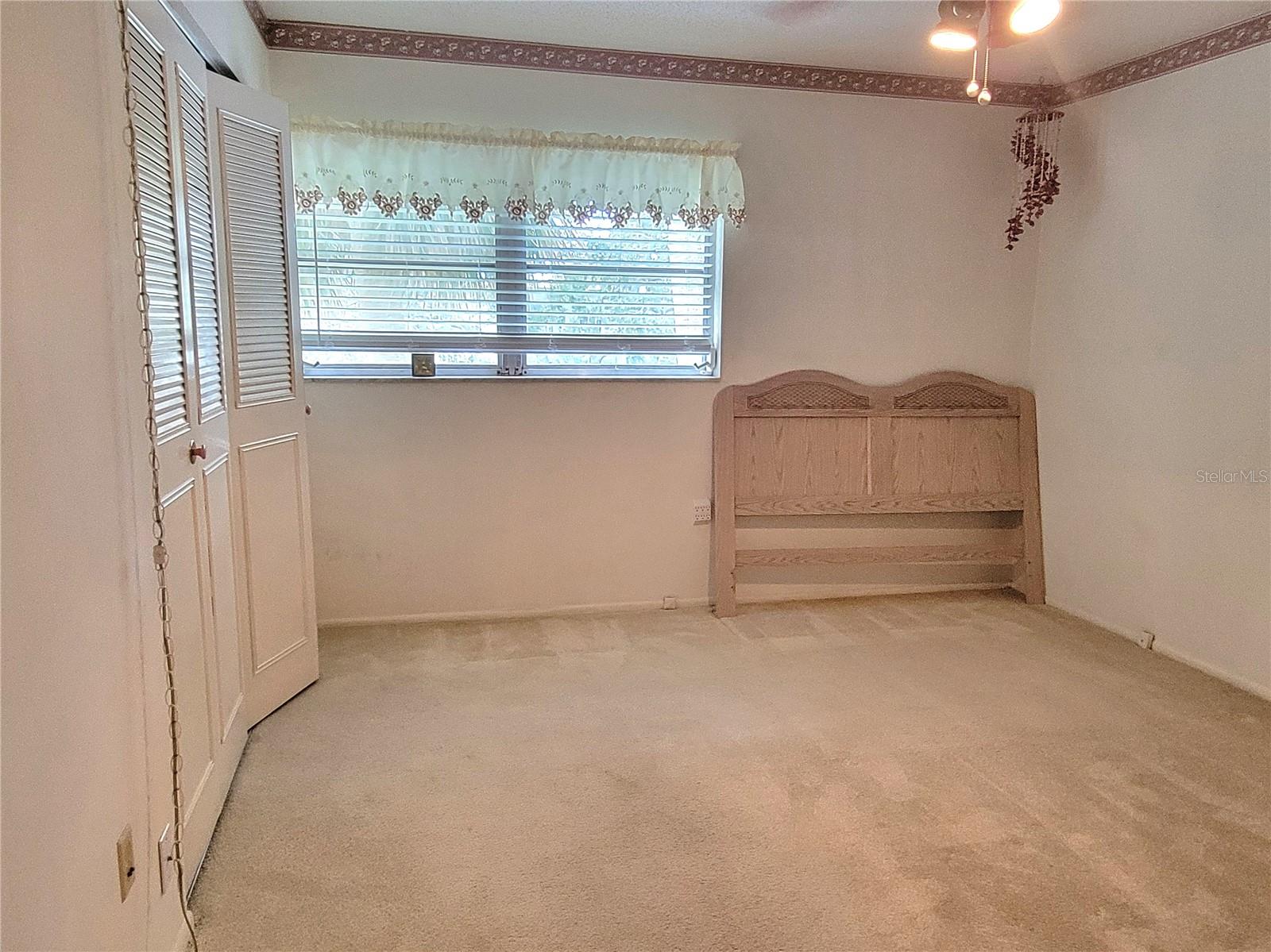 Listing photo id 17 for 946 Virginia Street 304