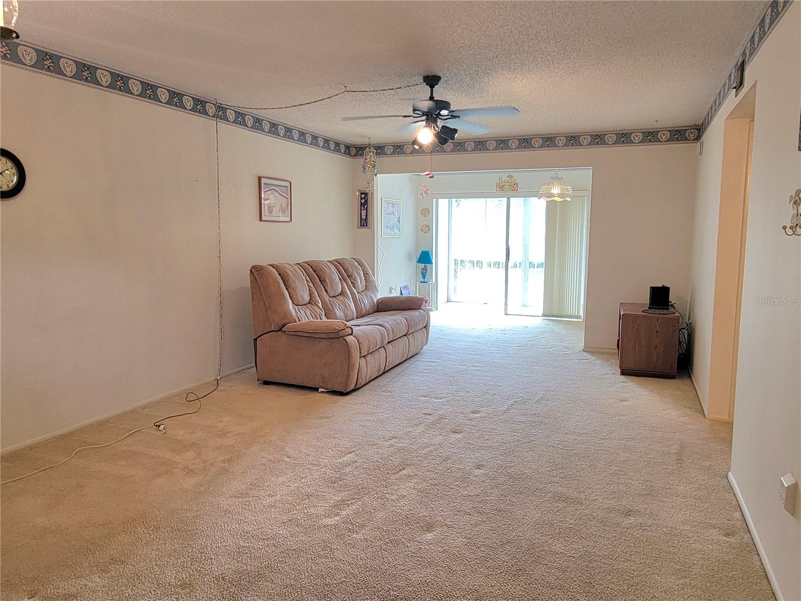 Listing photo id 6 for 946 Virginia Street 304