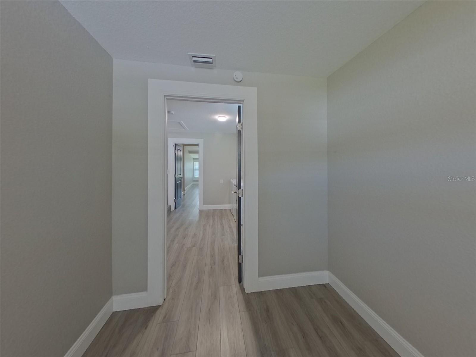 Image 11 of 16 For 2474 17th Avenue N