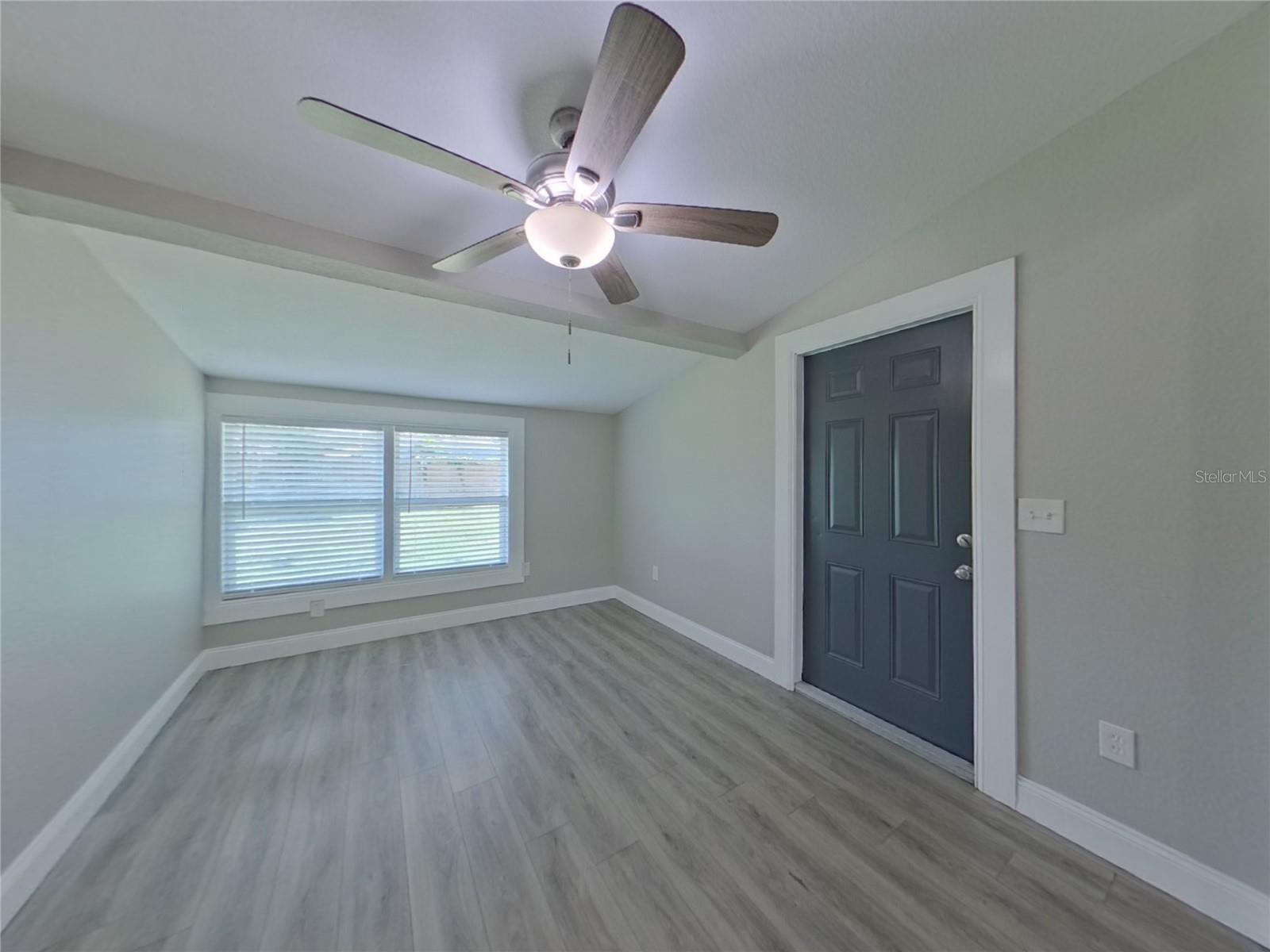 Image 12 of 16 For 2474 17th Avenue N
