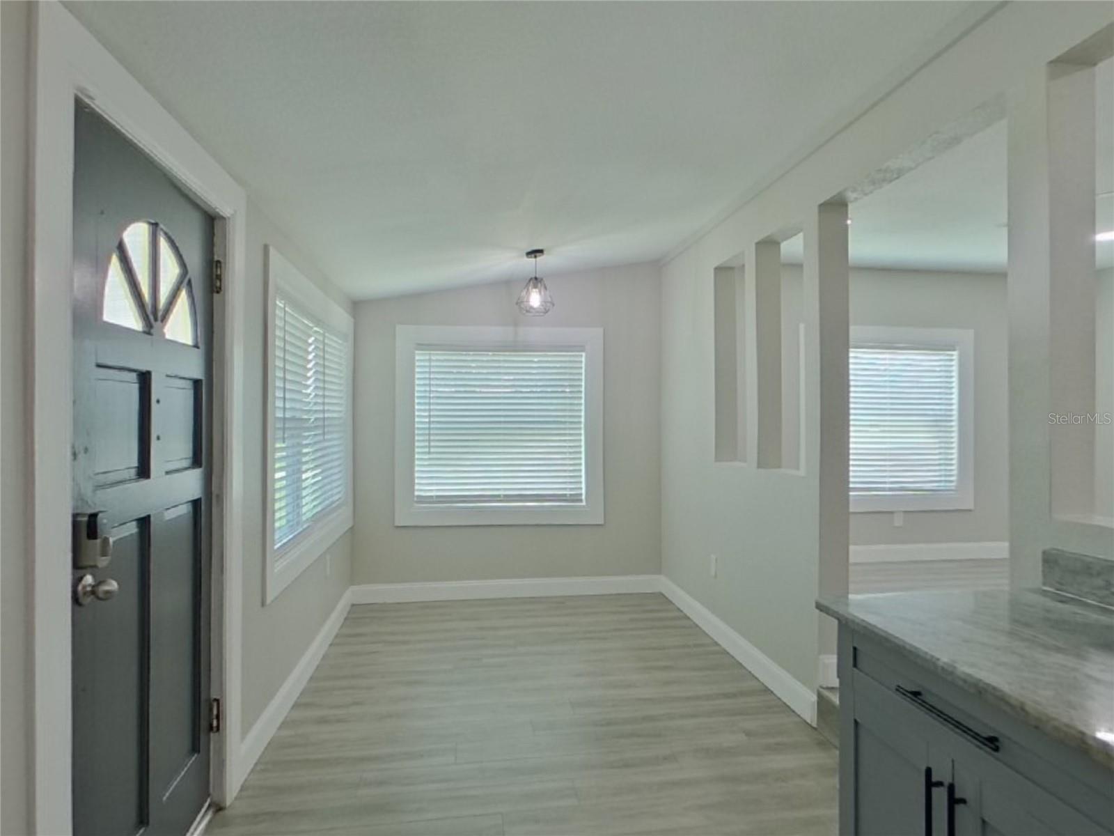 Image 4 of 16 For 2474 17th Avenue N