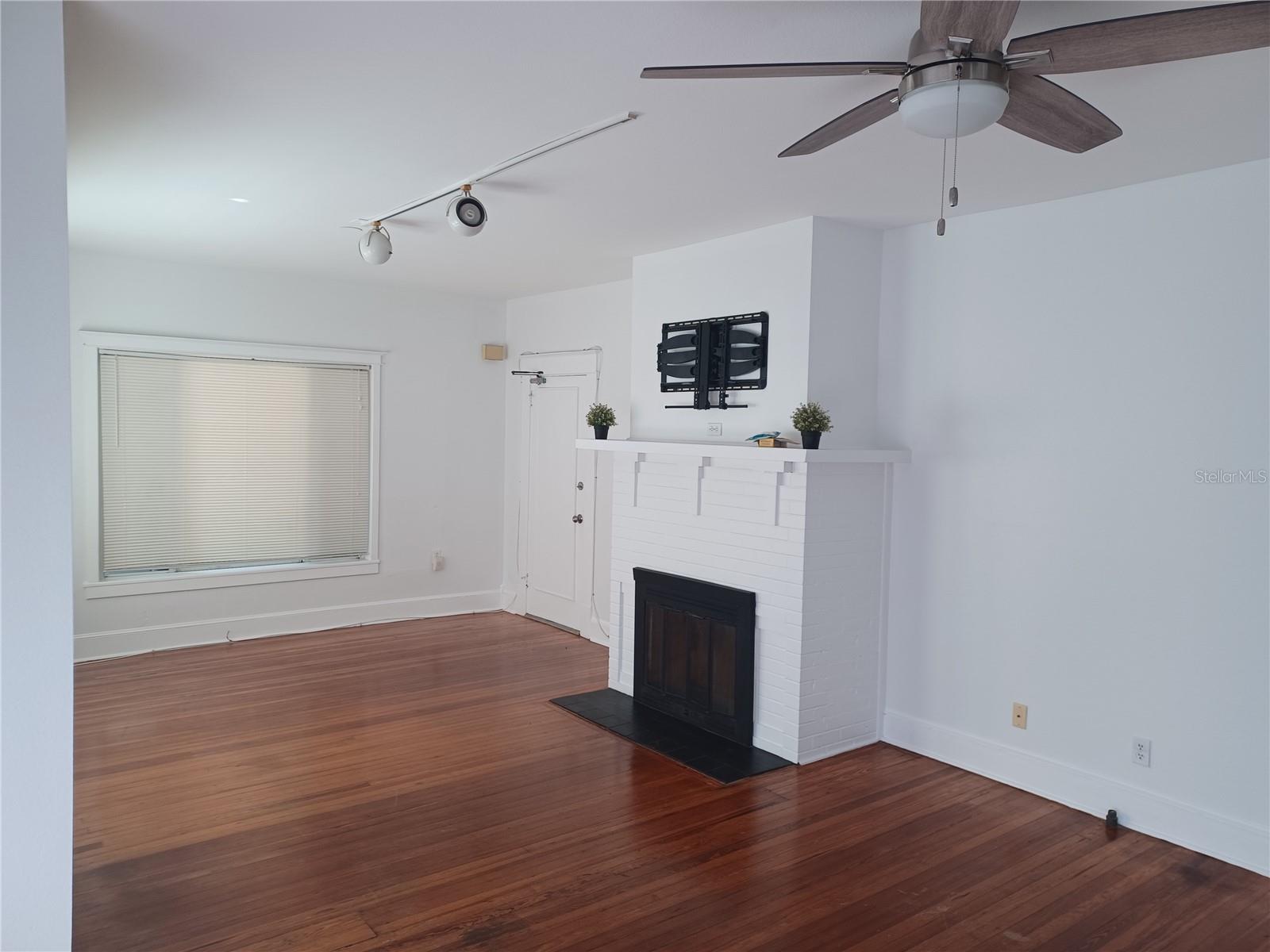 Image 8 of 18 For 741 8th Street N 1