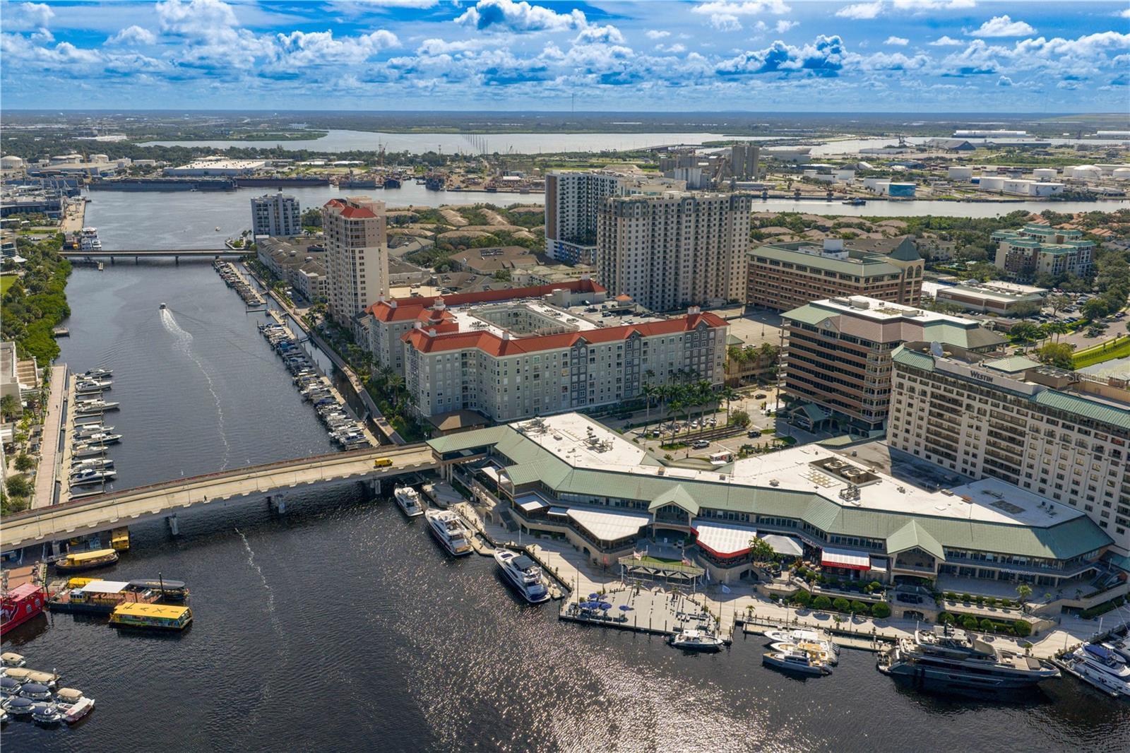 Image 48 of 68 For 700 Harbour Island Boulevard 242