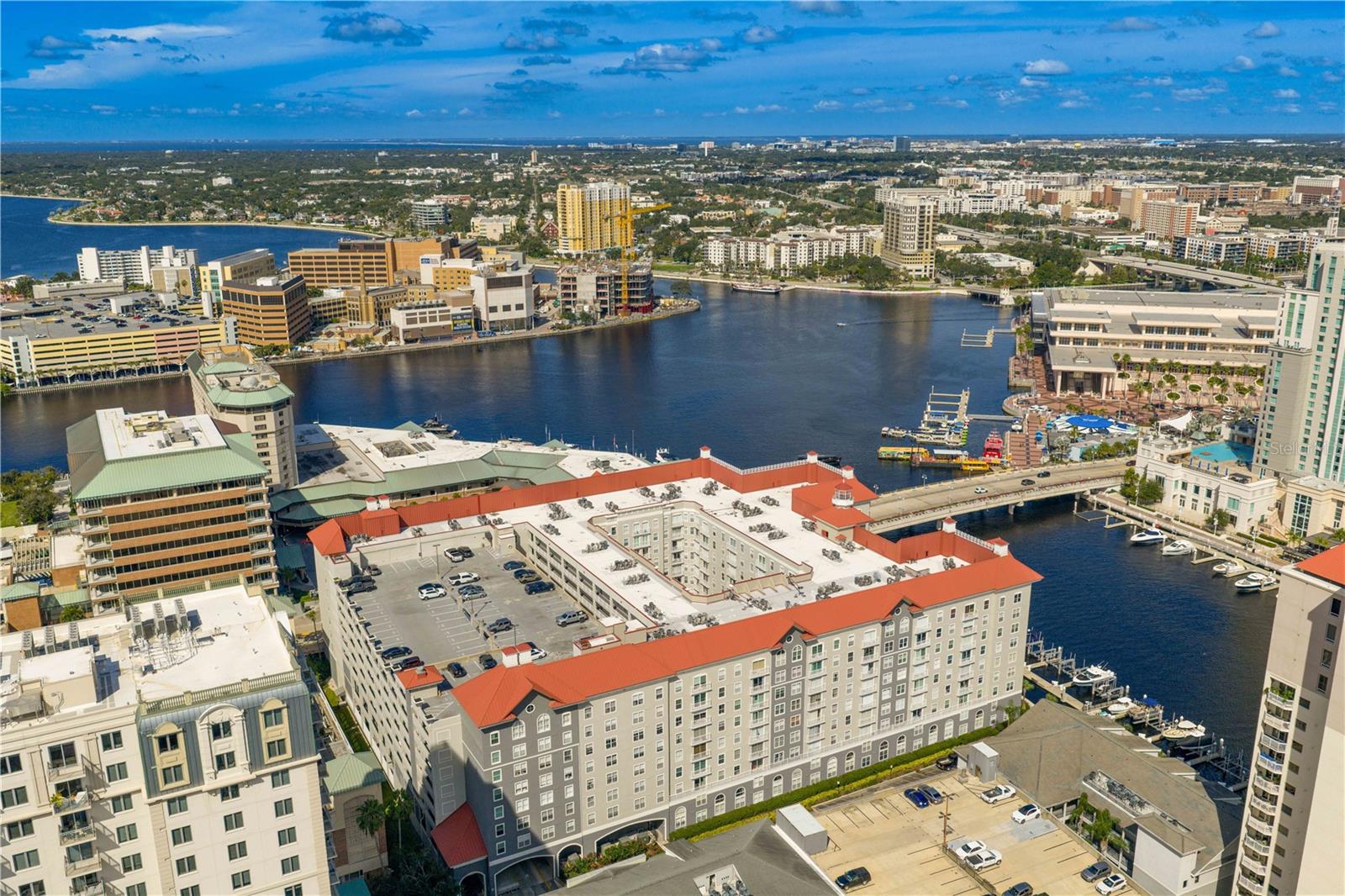 Image 52 of 68 For 700 Harbour Island Boulevard 242
