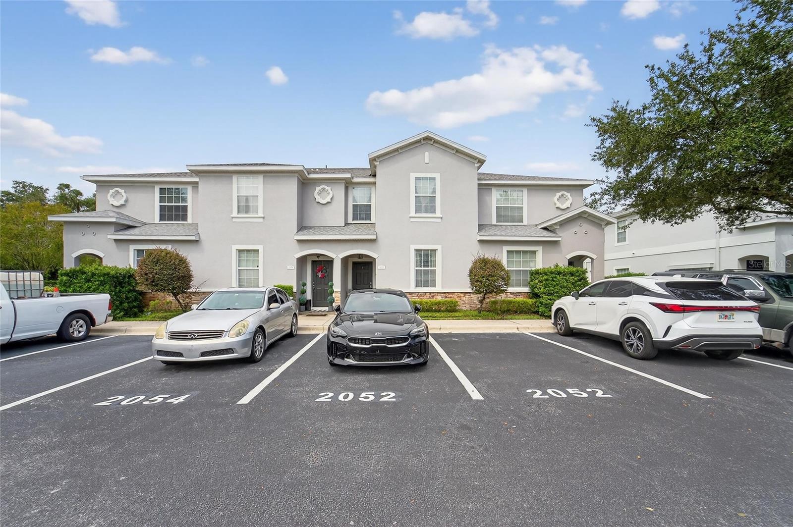 Details for 2052 Greenwood Valley Drive, PLANT CITY, FL 33563
