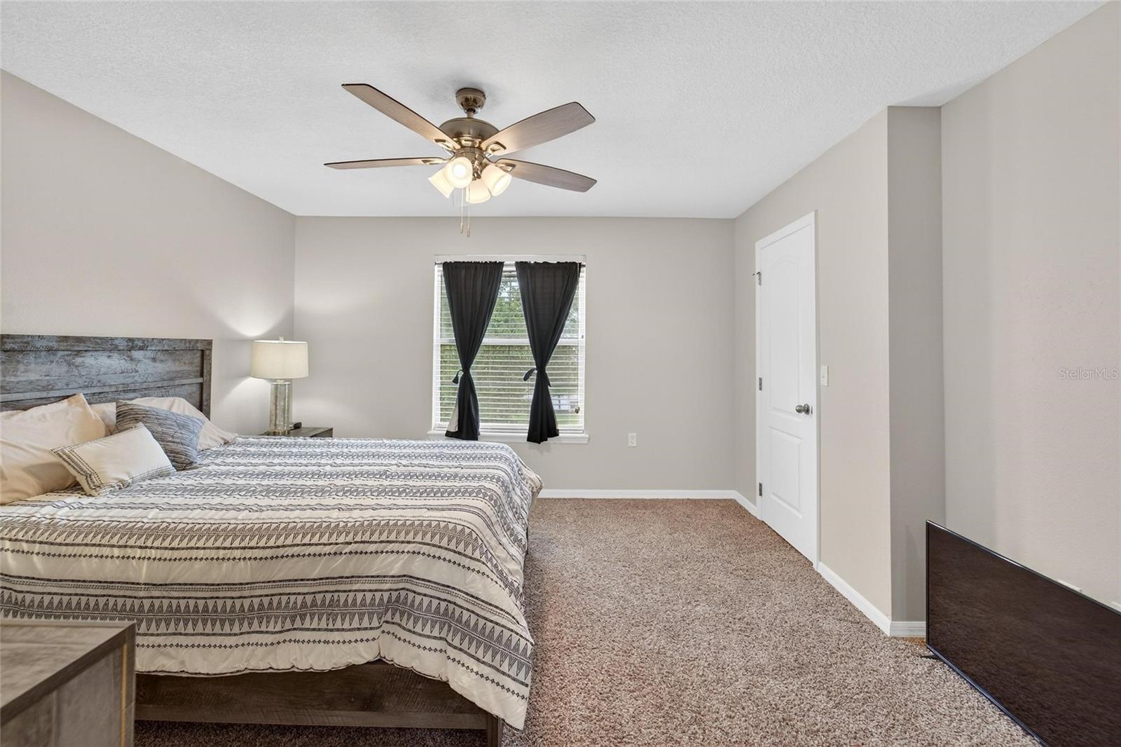 Image 31 of 53 For 2052 Greenwood Valley Drive