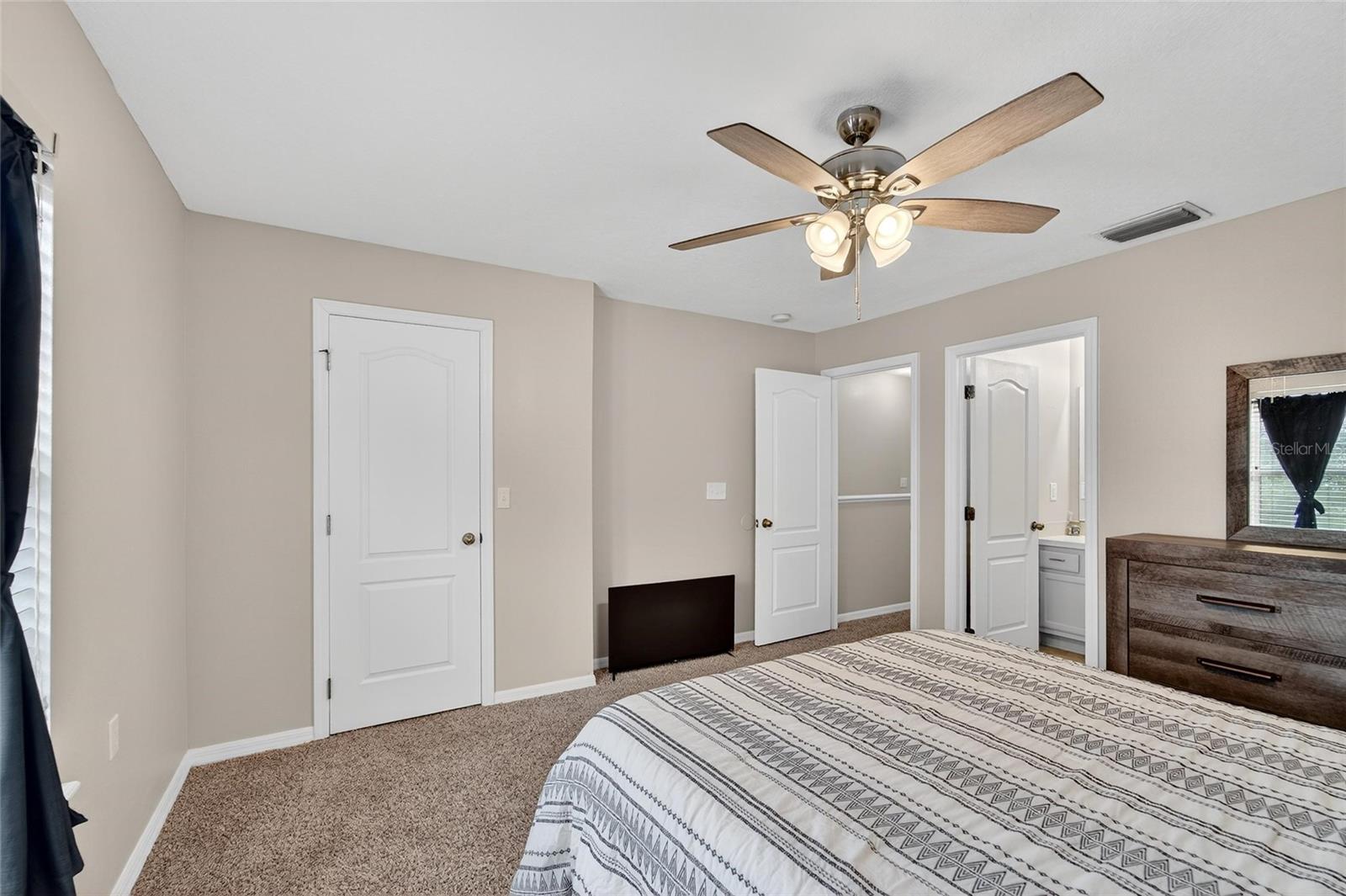 Image 33 of 53 For 2052 Greenwood Valley Drive