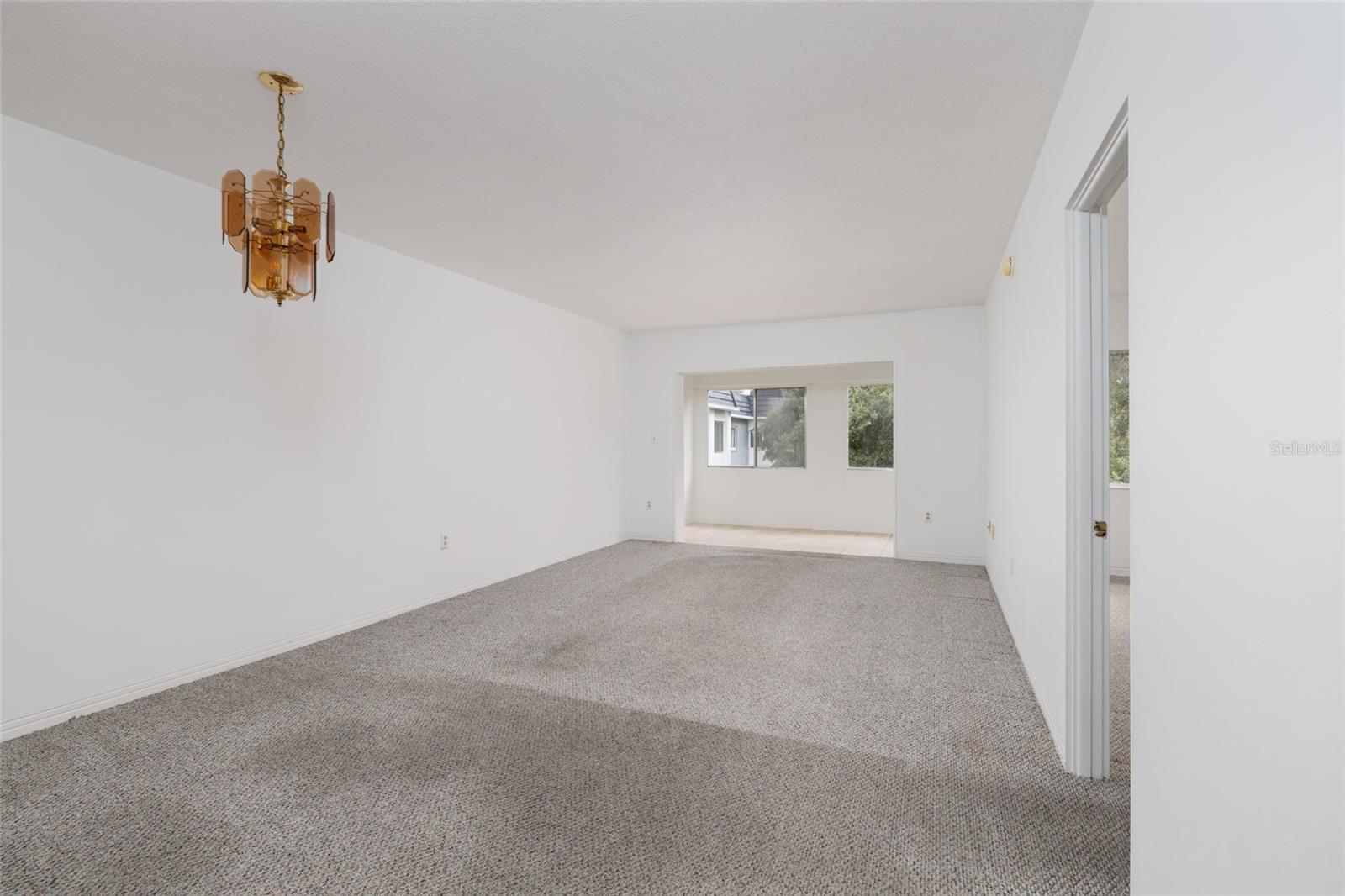 Image 11 of 30 For 8651 10th Street N 226
