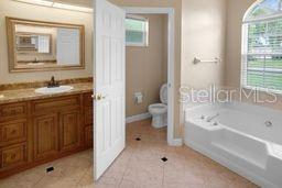 Listing photo id 13 for 13636 Knotty Lane