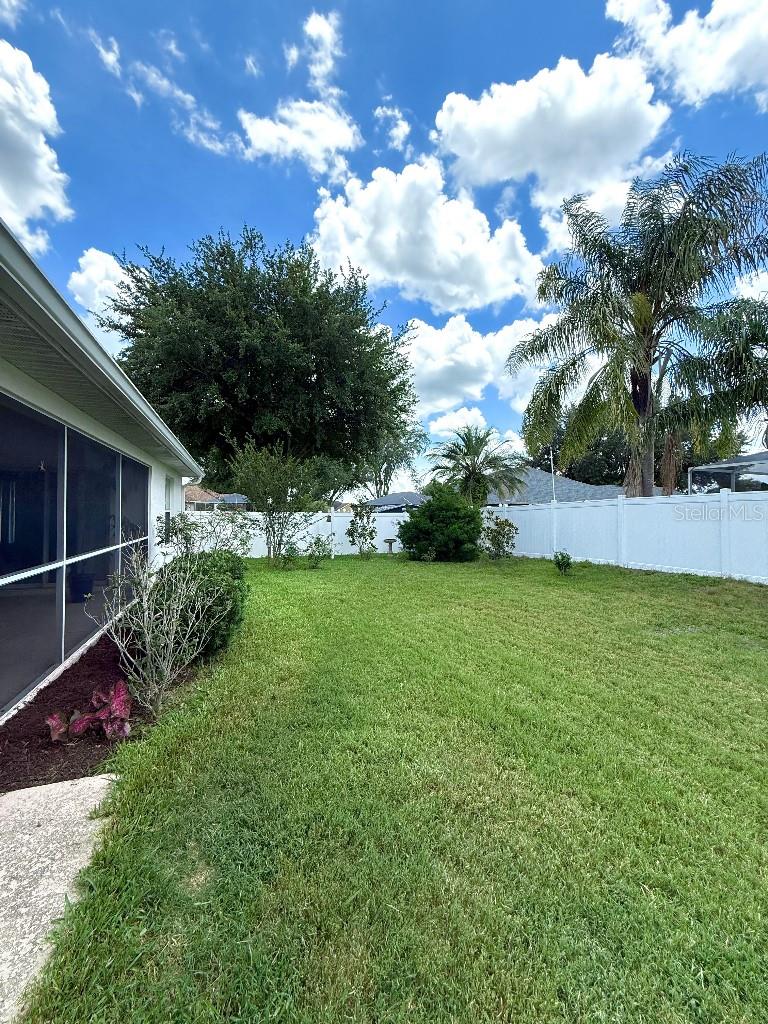 Image 16 of 28 For 8650 55th Court