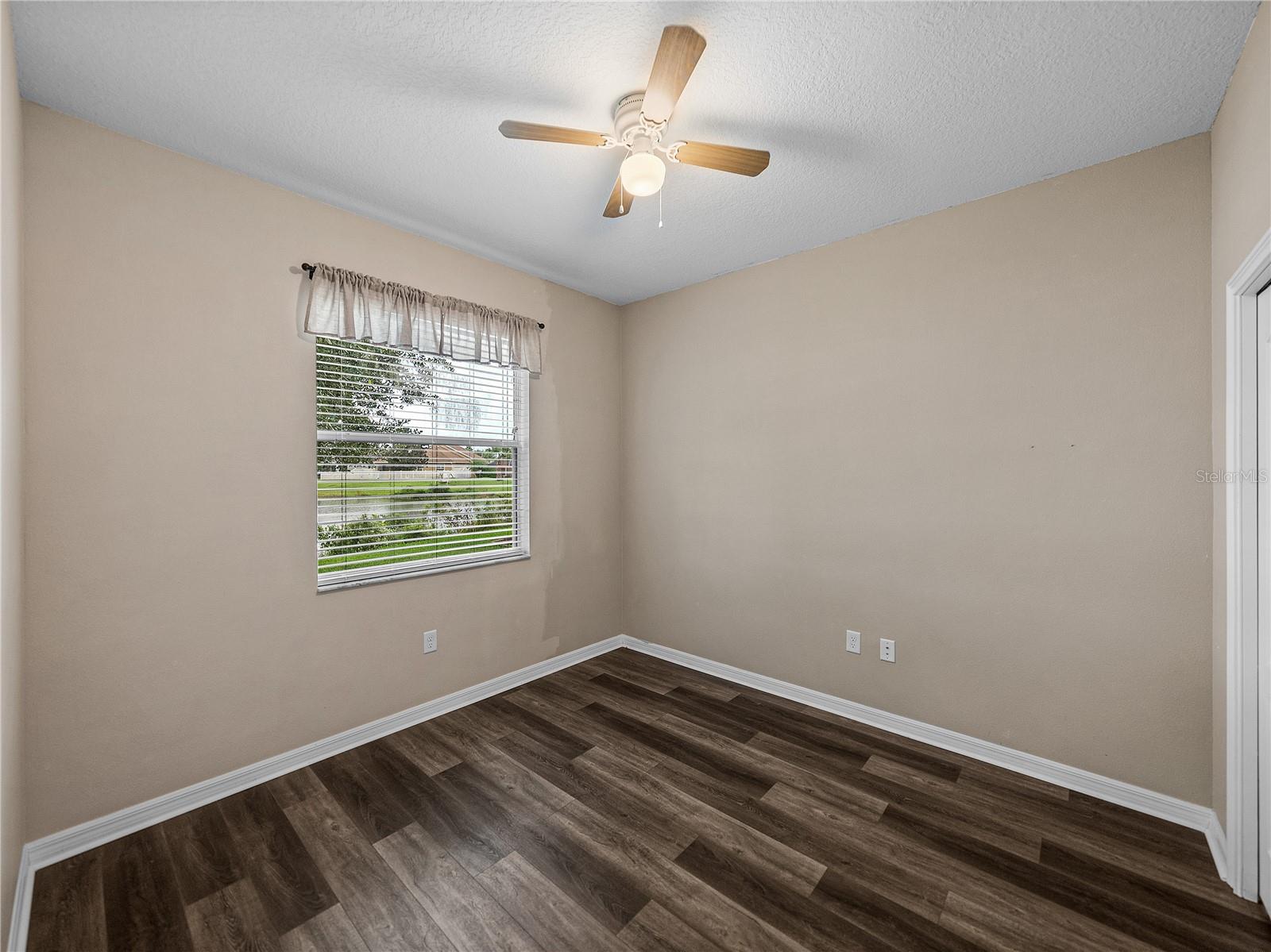 Image 14 of 30 For 5624 Aral Drive