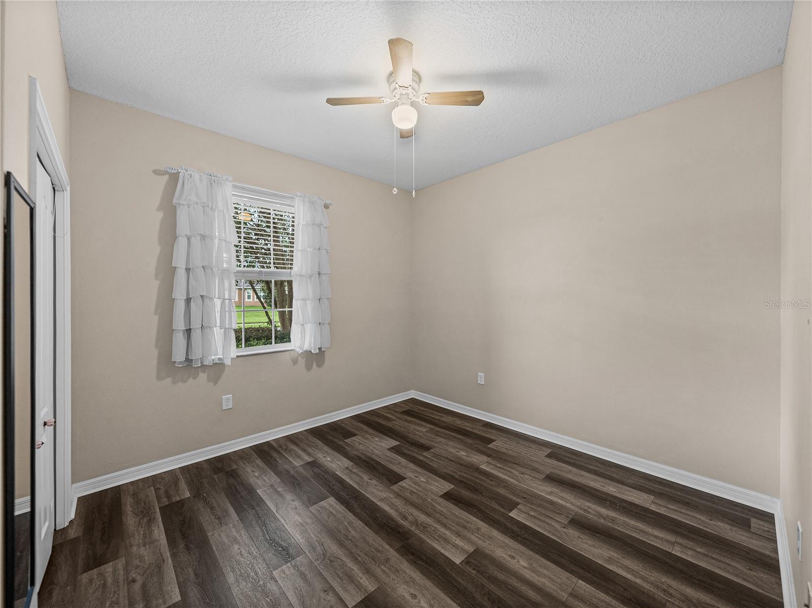 Image 4 of 30 For 5624 Aral Drive