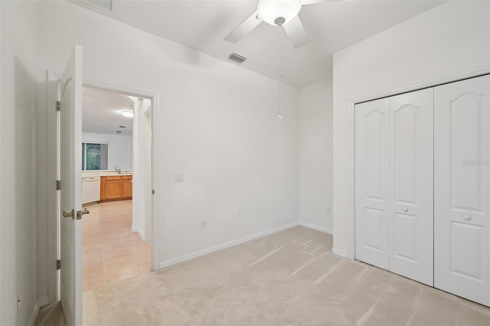 Image 20 of 43 For 2040 Sifield Greens Way 24