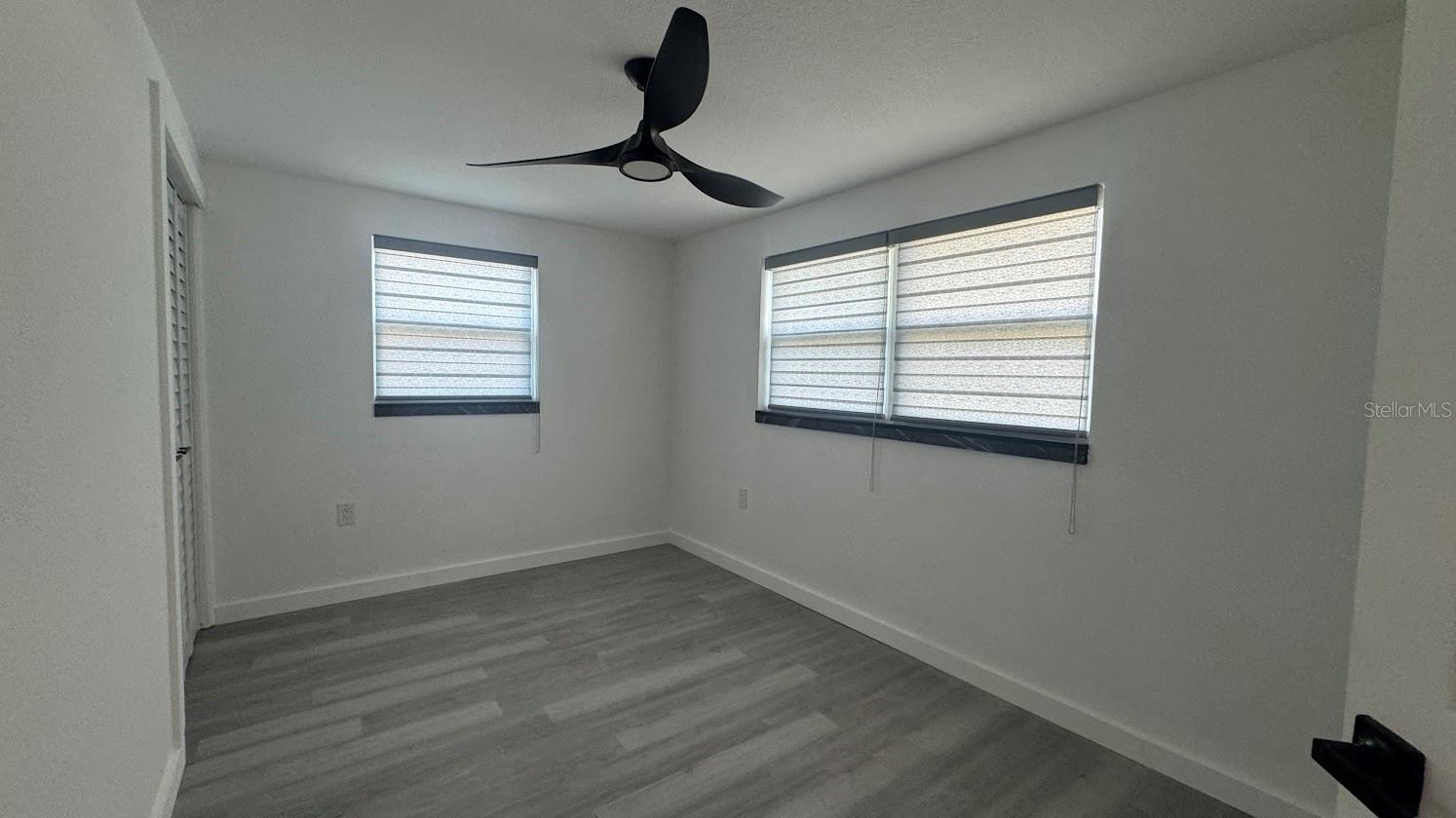Image 18 of 26 For 4618 Pirate Place
