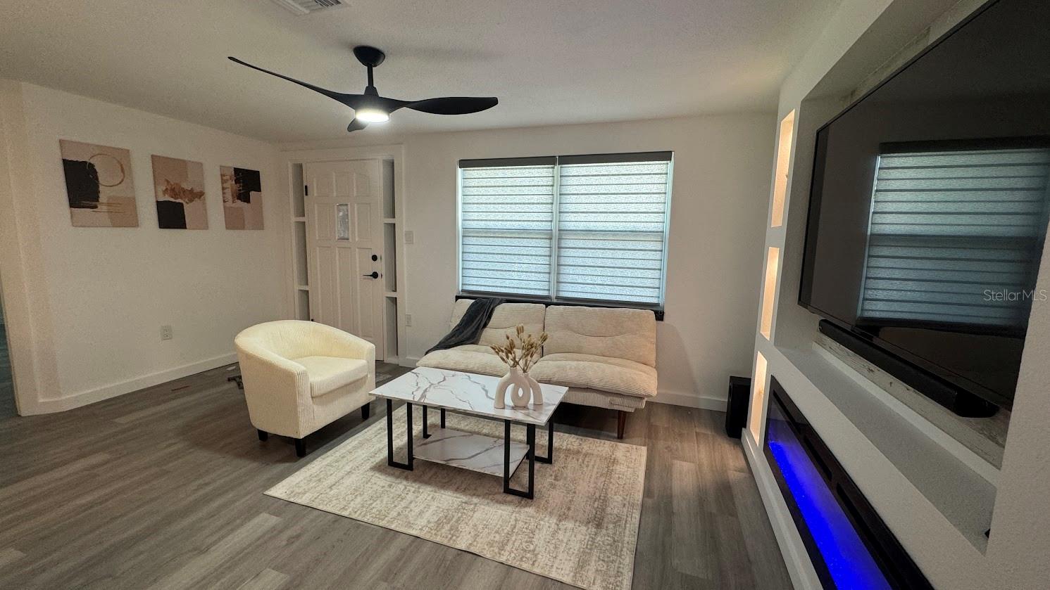 Image 3 of 26 For 4618 Pirate Place