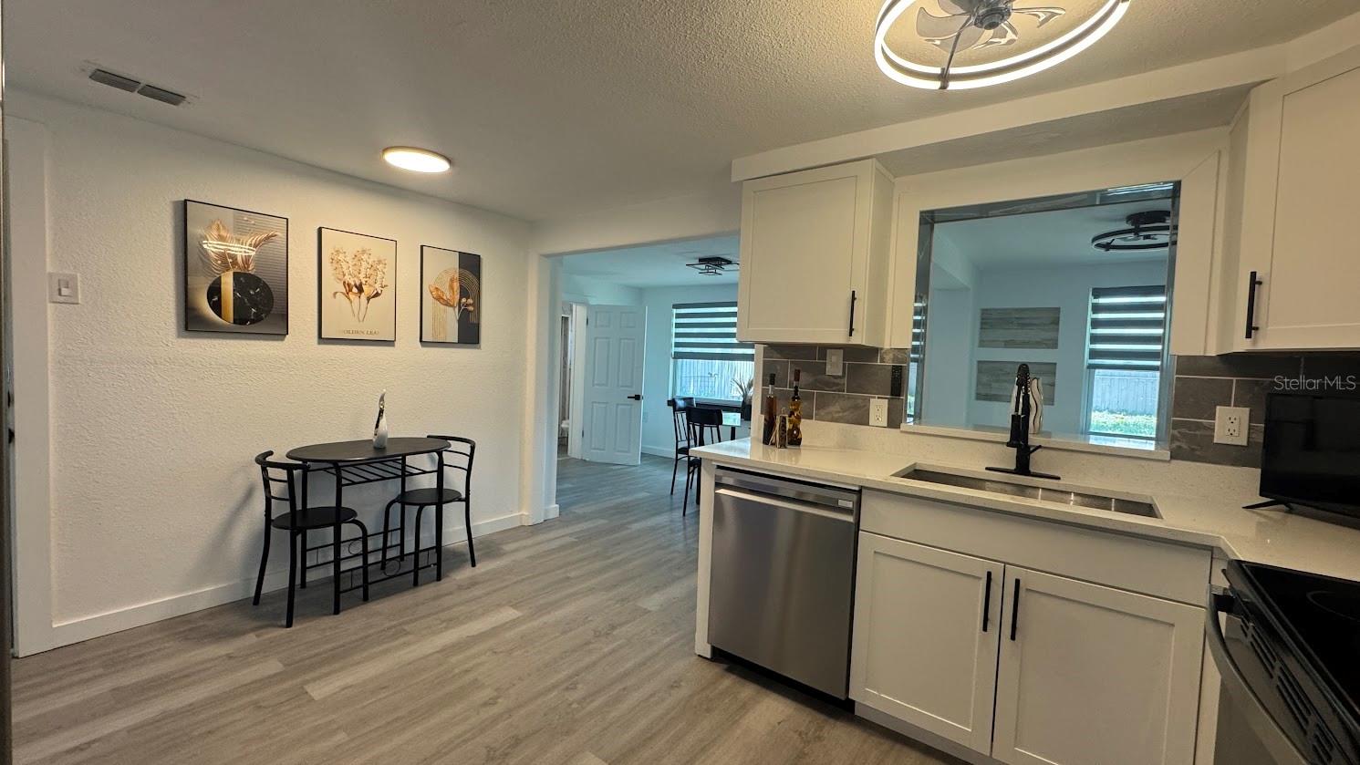 Image 7 of 26 For 4618 Pirate Place