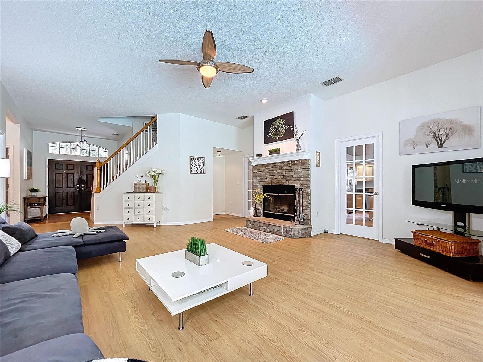 Image 31 of 100 For 5123 Shorewood Drive