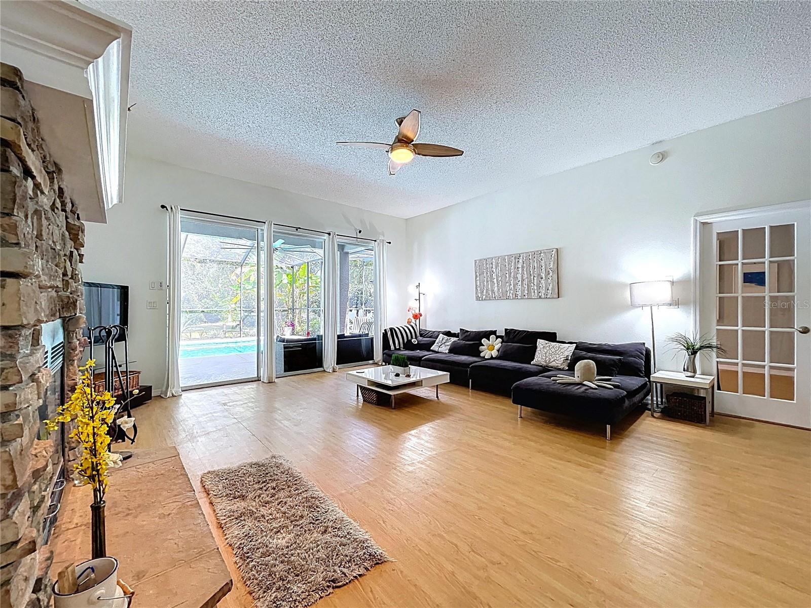Image 32 of 100 For 5123 Shorewood Drive