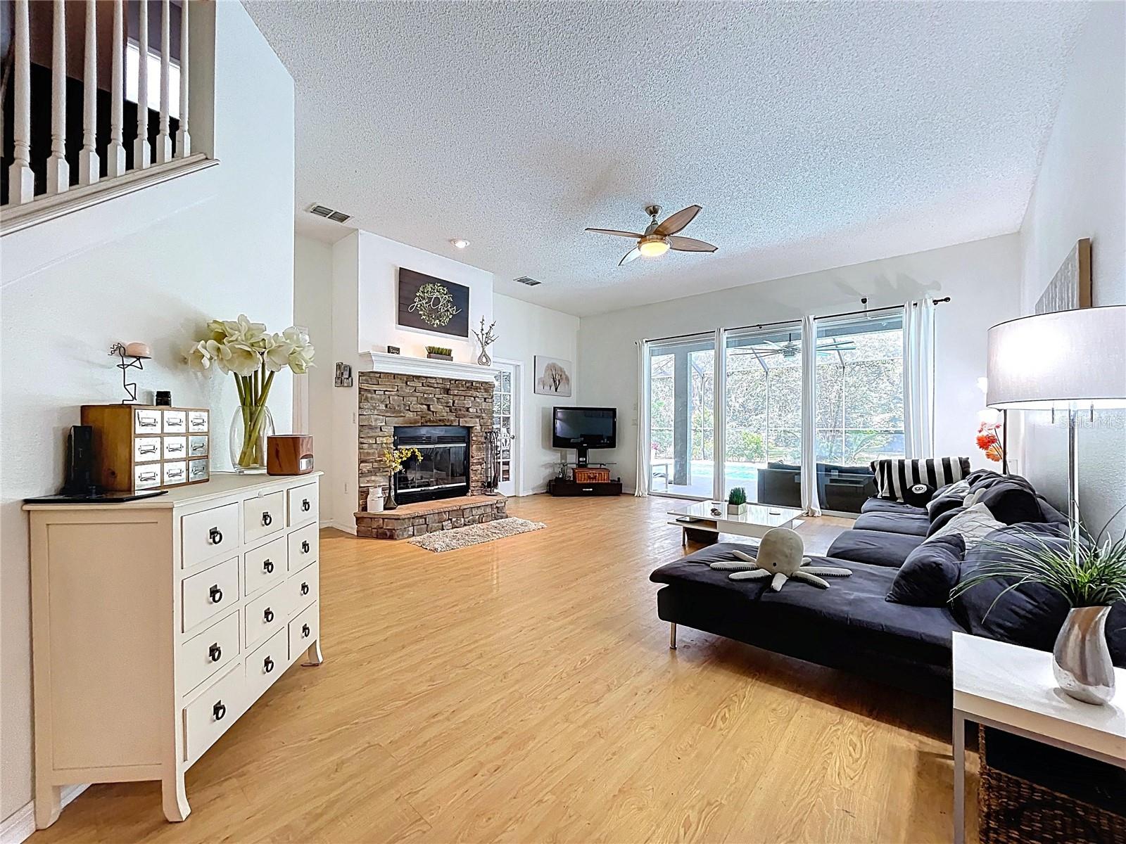 Image 34 of 100 For 5123 Shorewood Drive