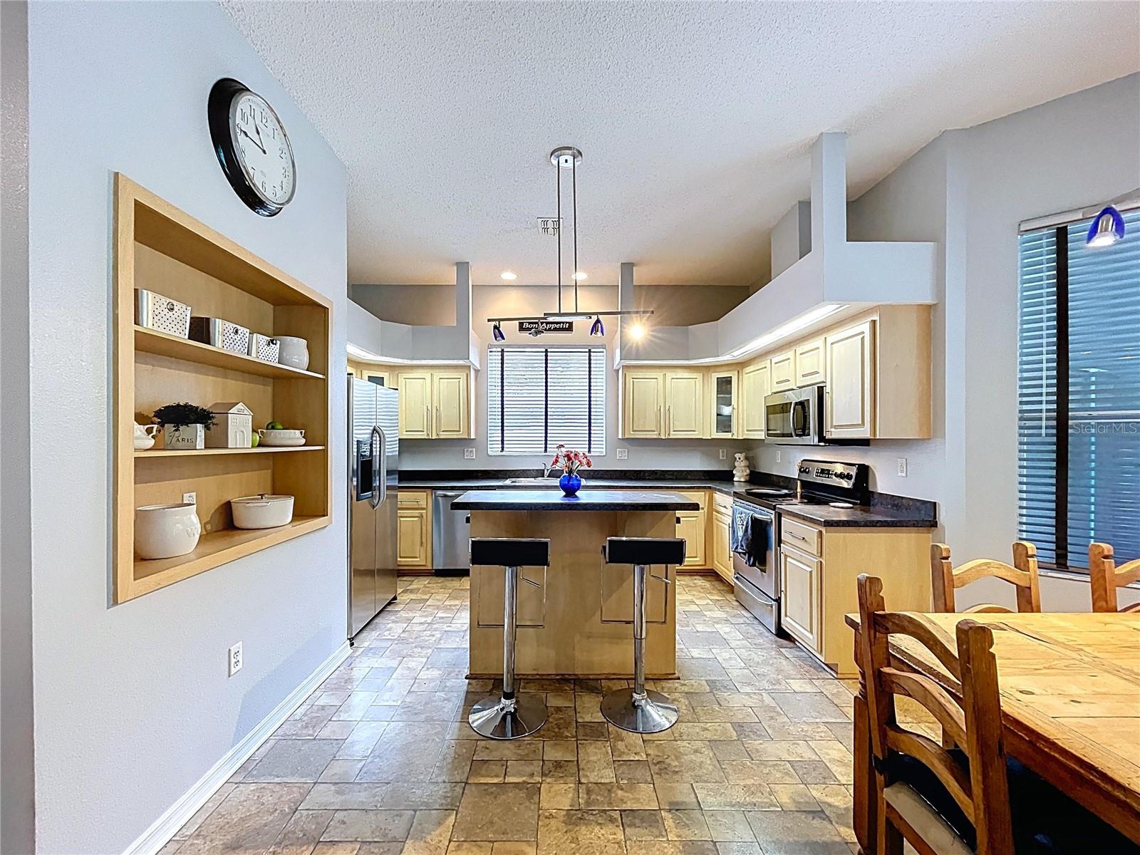 Image 36 of 100 For 5123 Shorewood Drive
