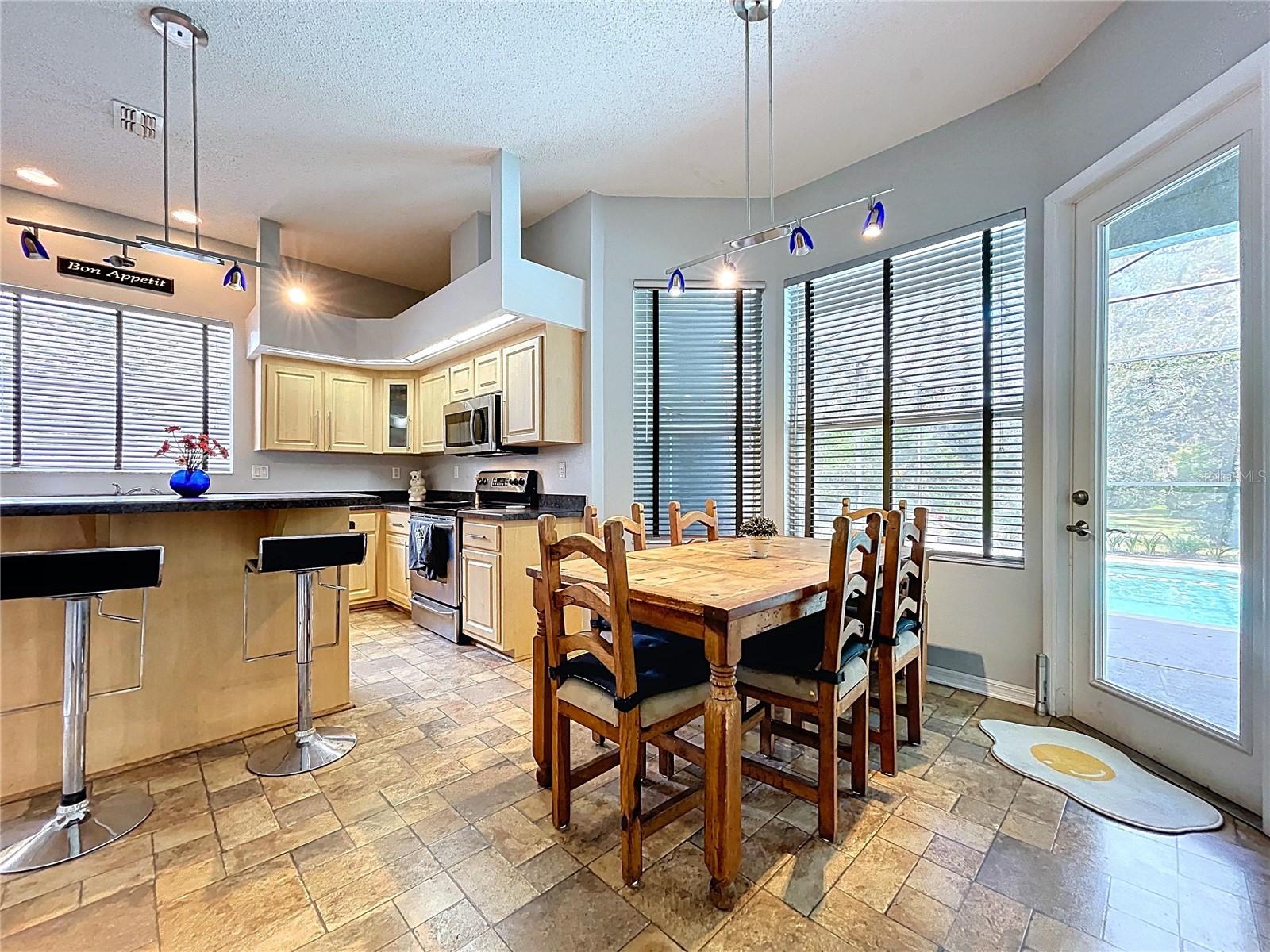 Image 38 of 100 For 5123 Shorewood Drive