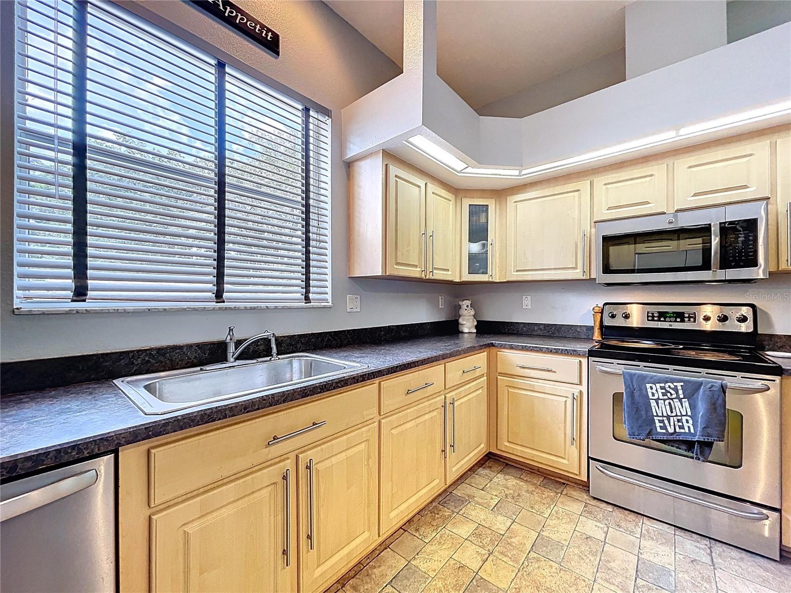 Image 39 of 100 For 5123 Shorewood Drive