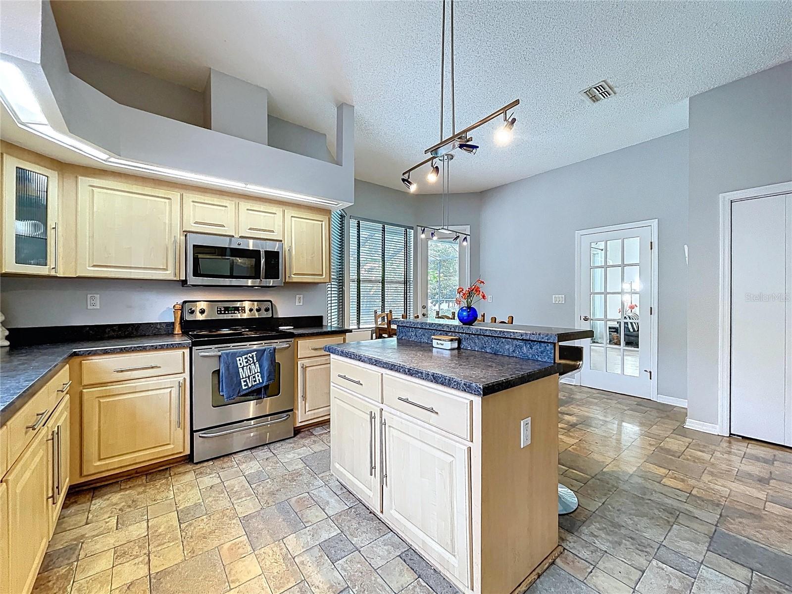 Image 42 of 100 For 5123 Shorewood Drive
