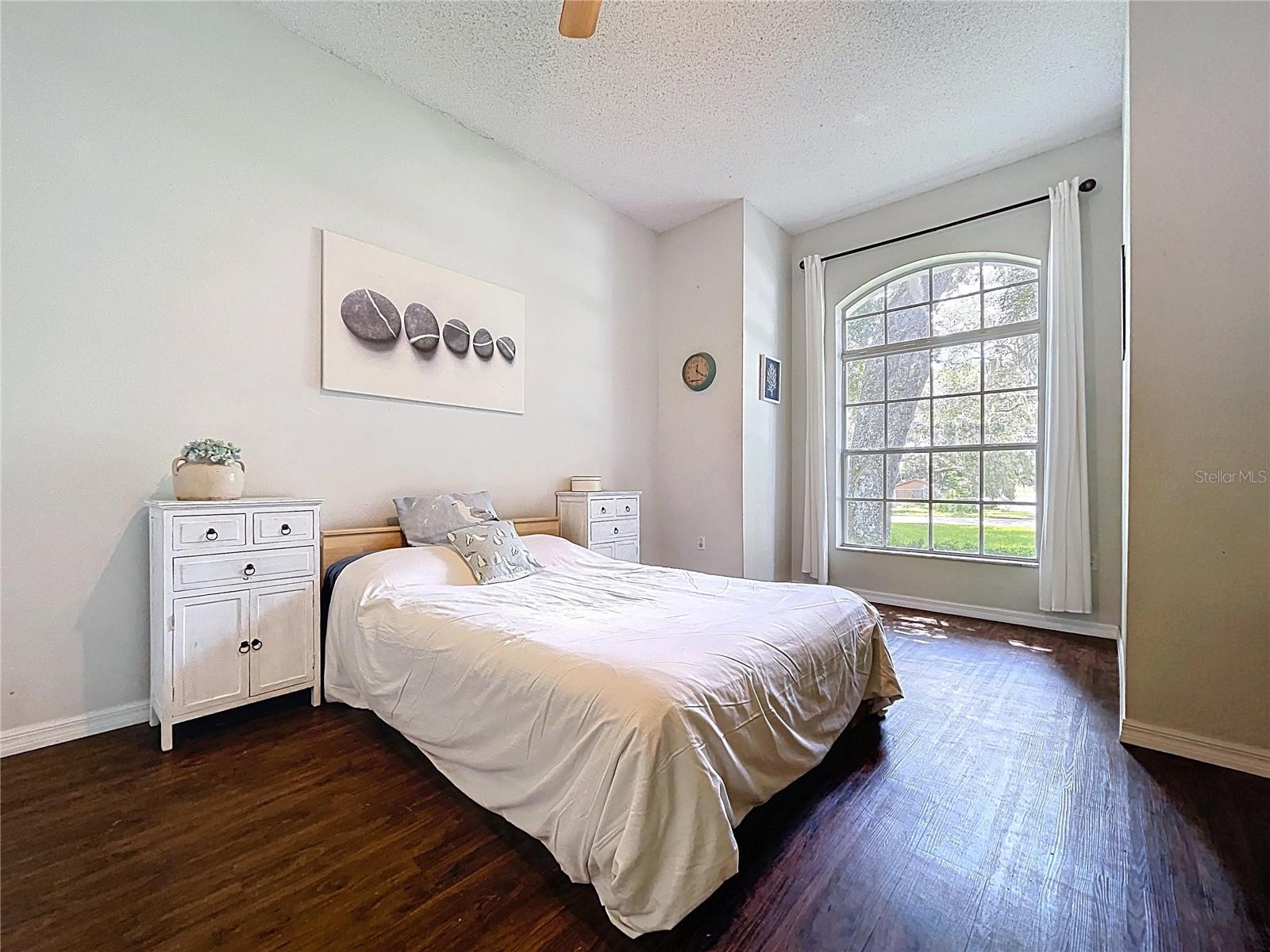 Image 47 of 100 For 5123 Shorewood Drive
