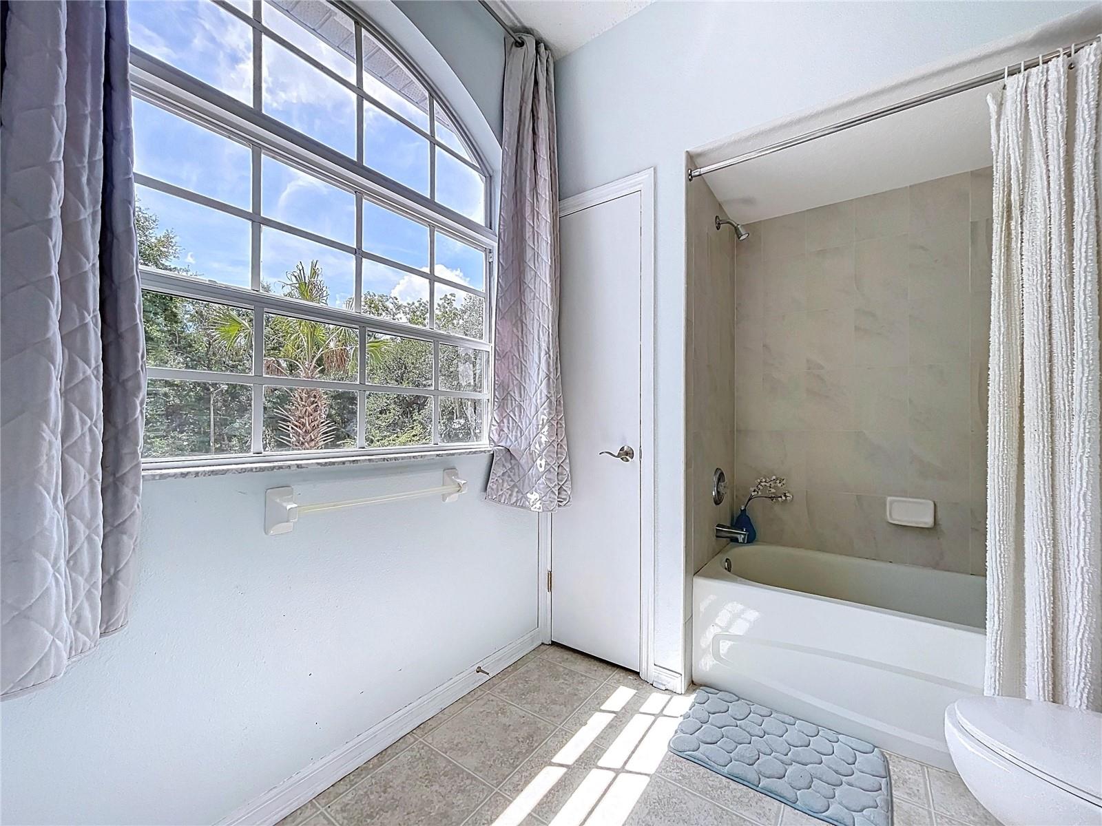 Image 82 of 100 For 5123 Shorewood Drive