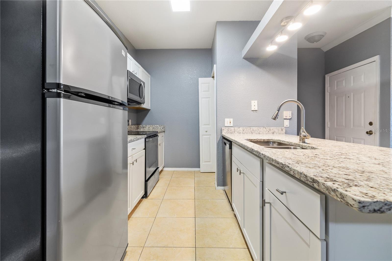Image 8 of 20 For 16573 Enclave Village Drive