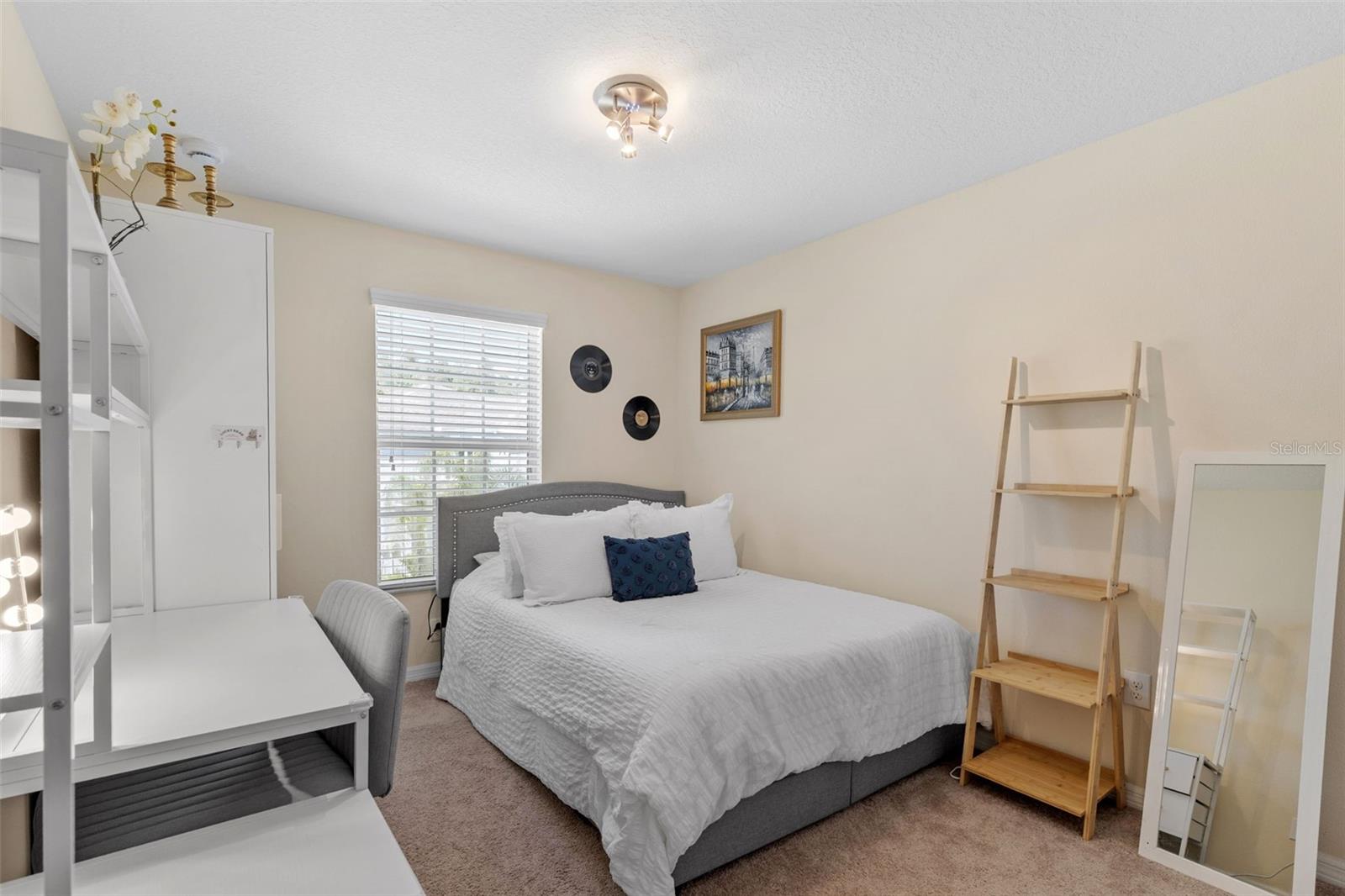 Image 34 of 57 For 20541 Grand Vista Lane