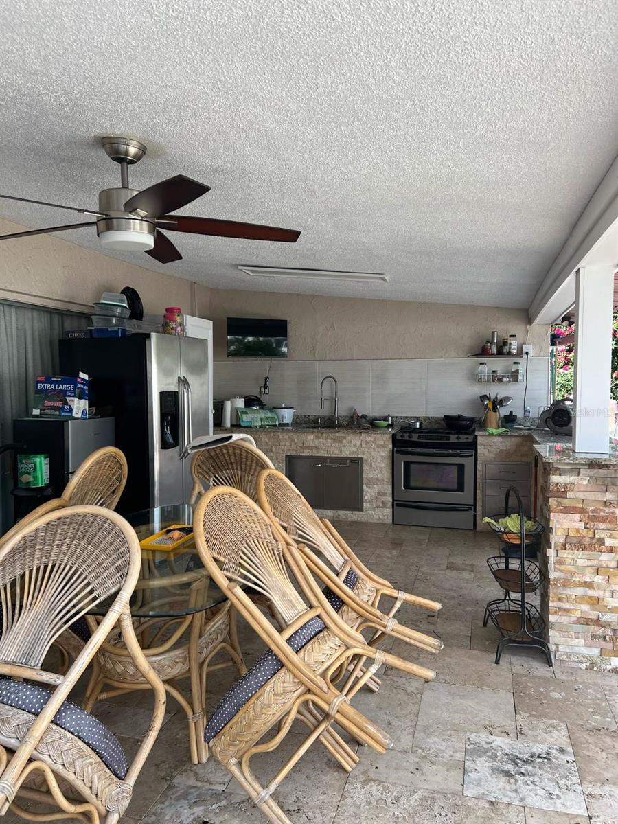 Image 4 of 14 For 4115 Cypress Bayou Drive
