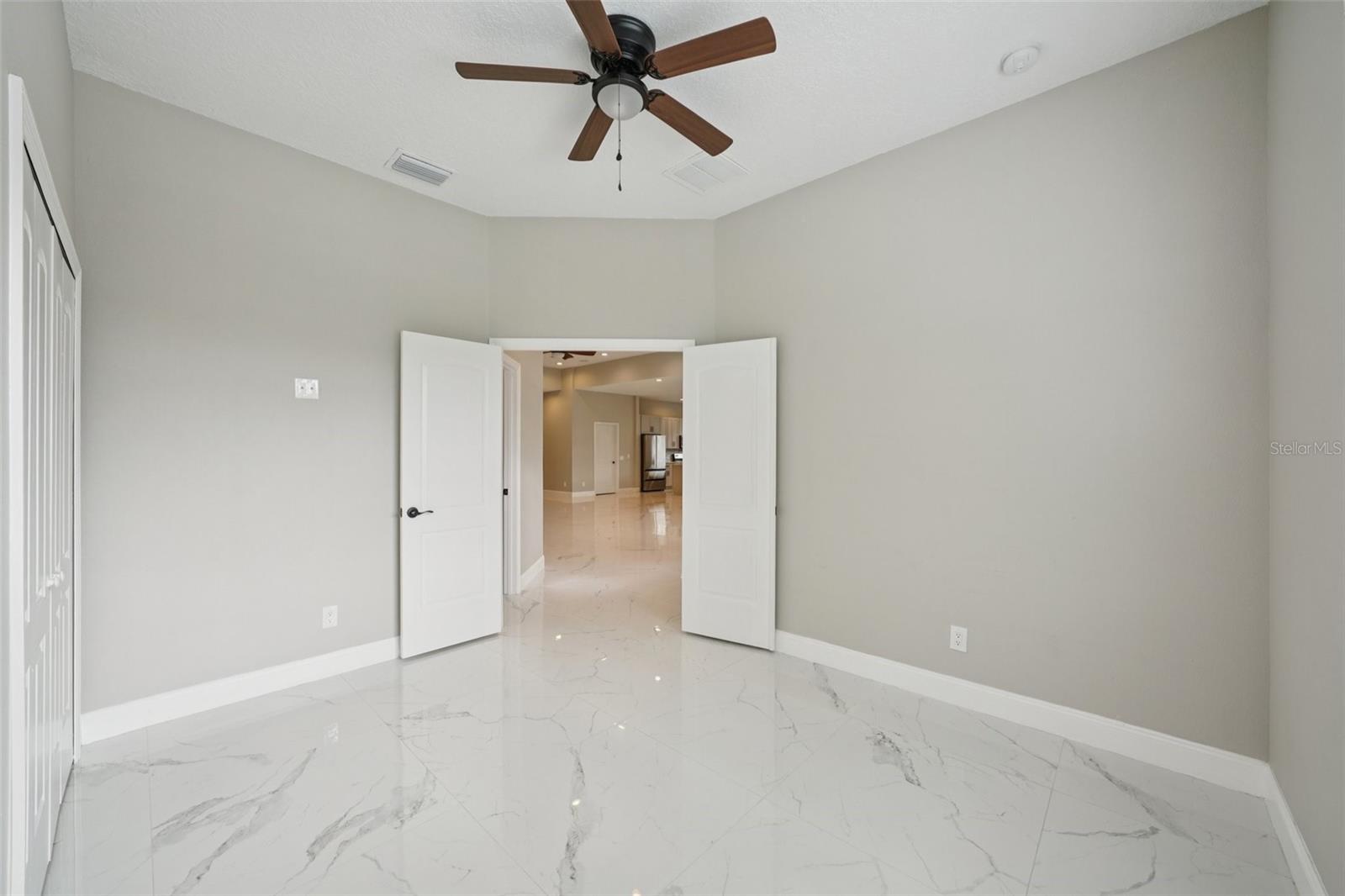 Image 10 of 44 For 5277 Epping Lane