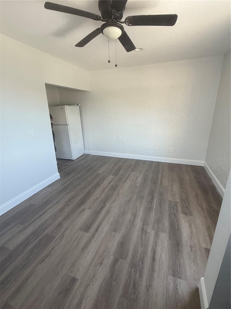 Image 6 of 7 For 1705 18th Avenue S E
