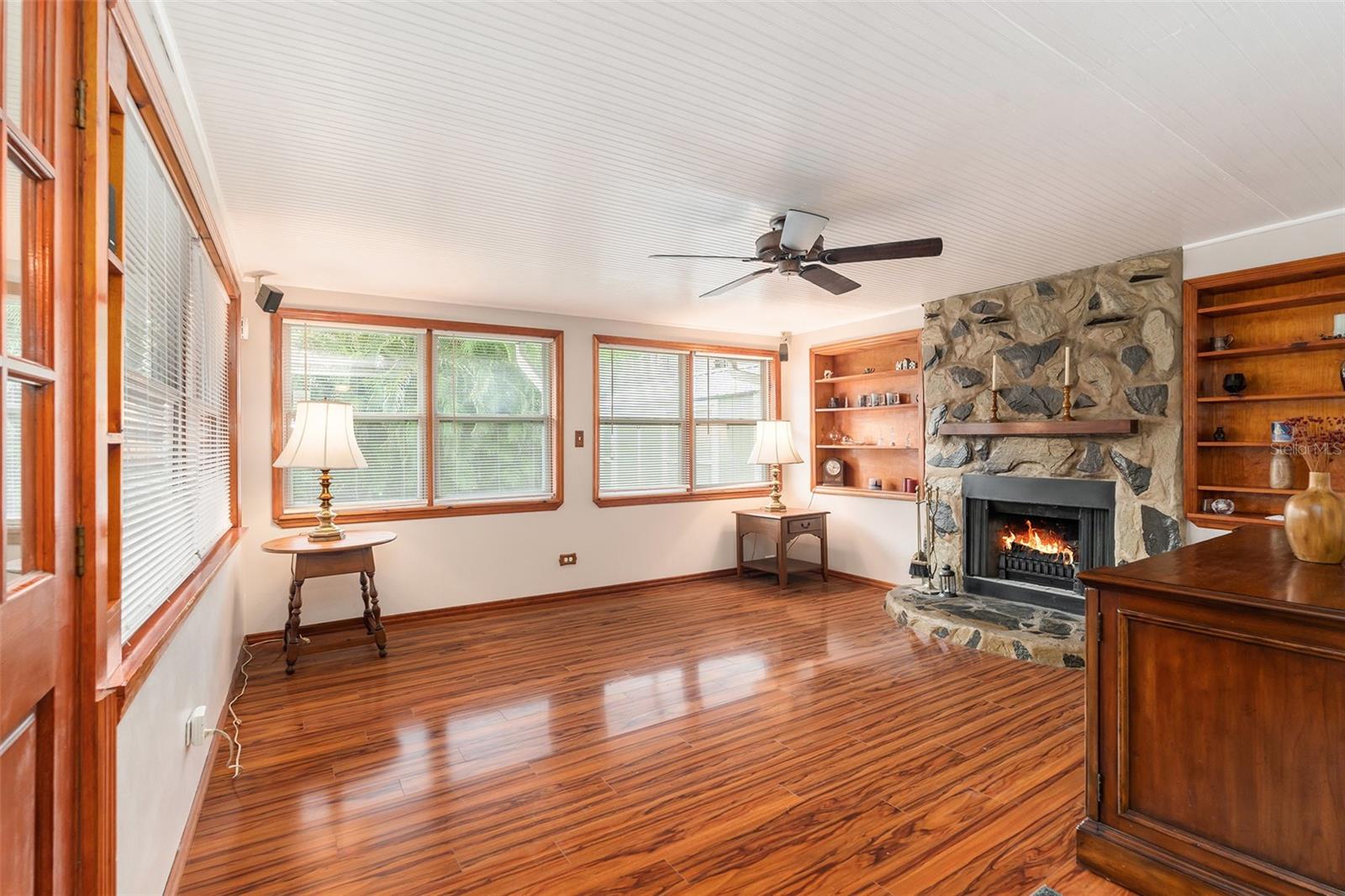 Image 8 of 21 For 8897 Osprey Lane