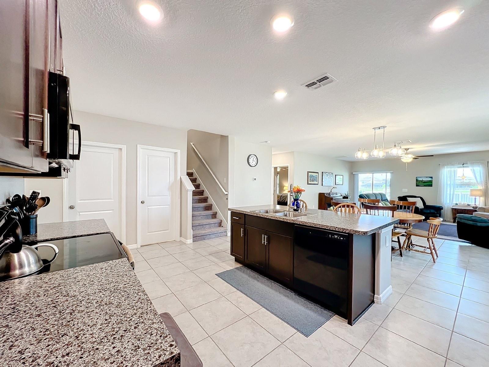 Image 16 of 59 For 11116 Sage Canyon Drive