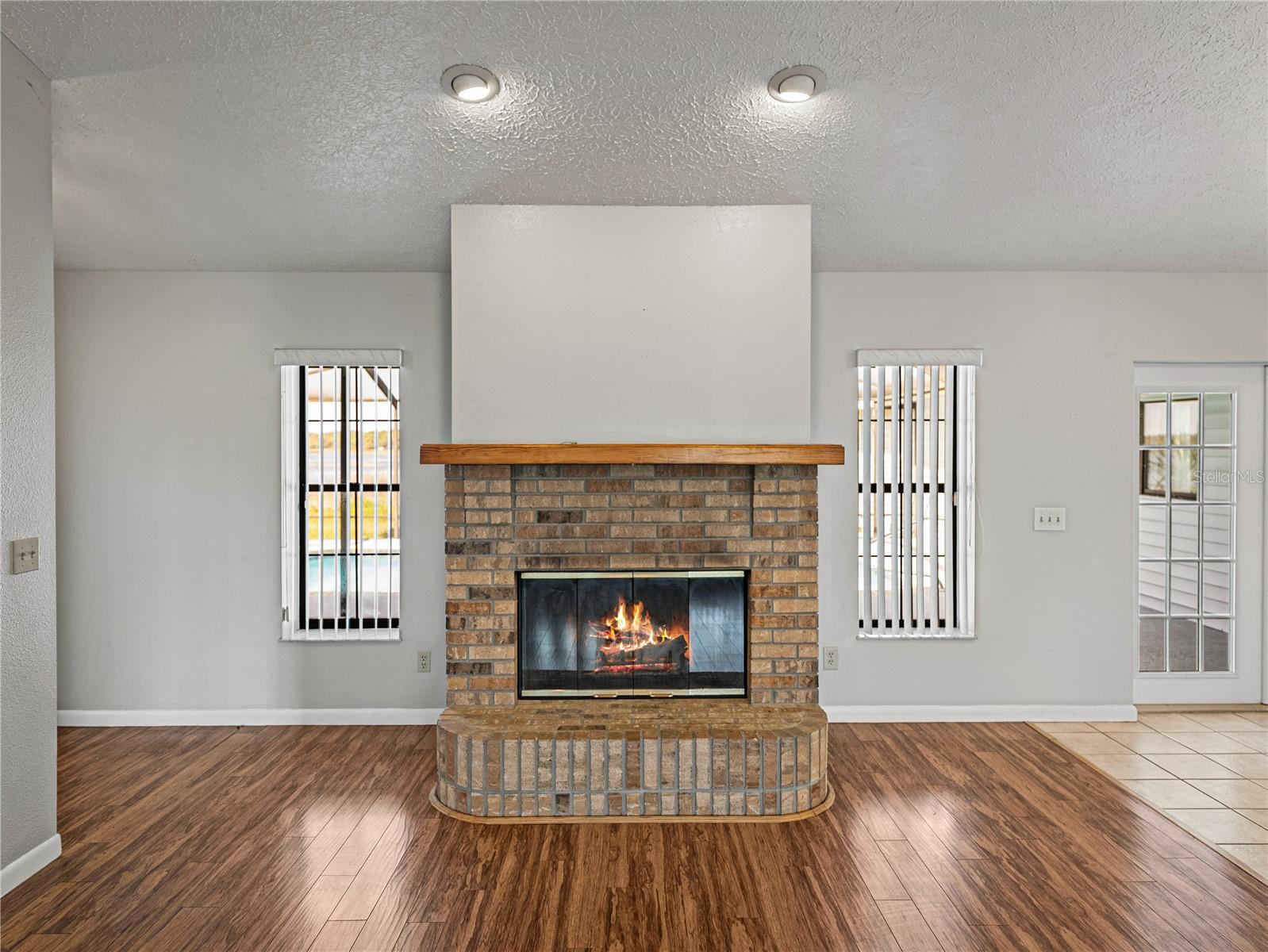 Image 16 of 73 For 18253 Townsend House Road