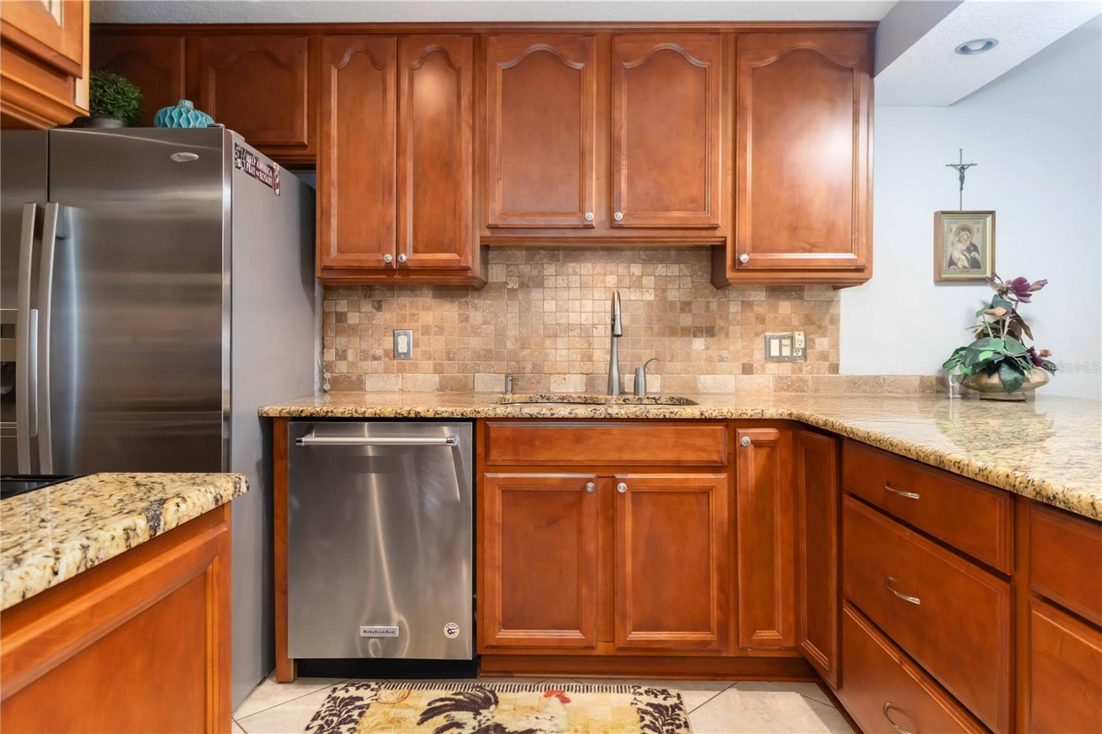 Image 11 of 57 For 4100 Ocean Beach Boulevard 409