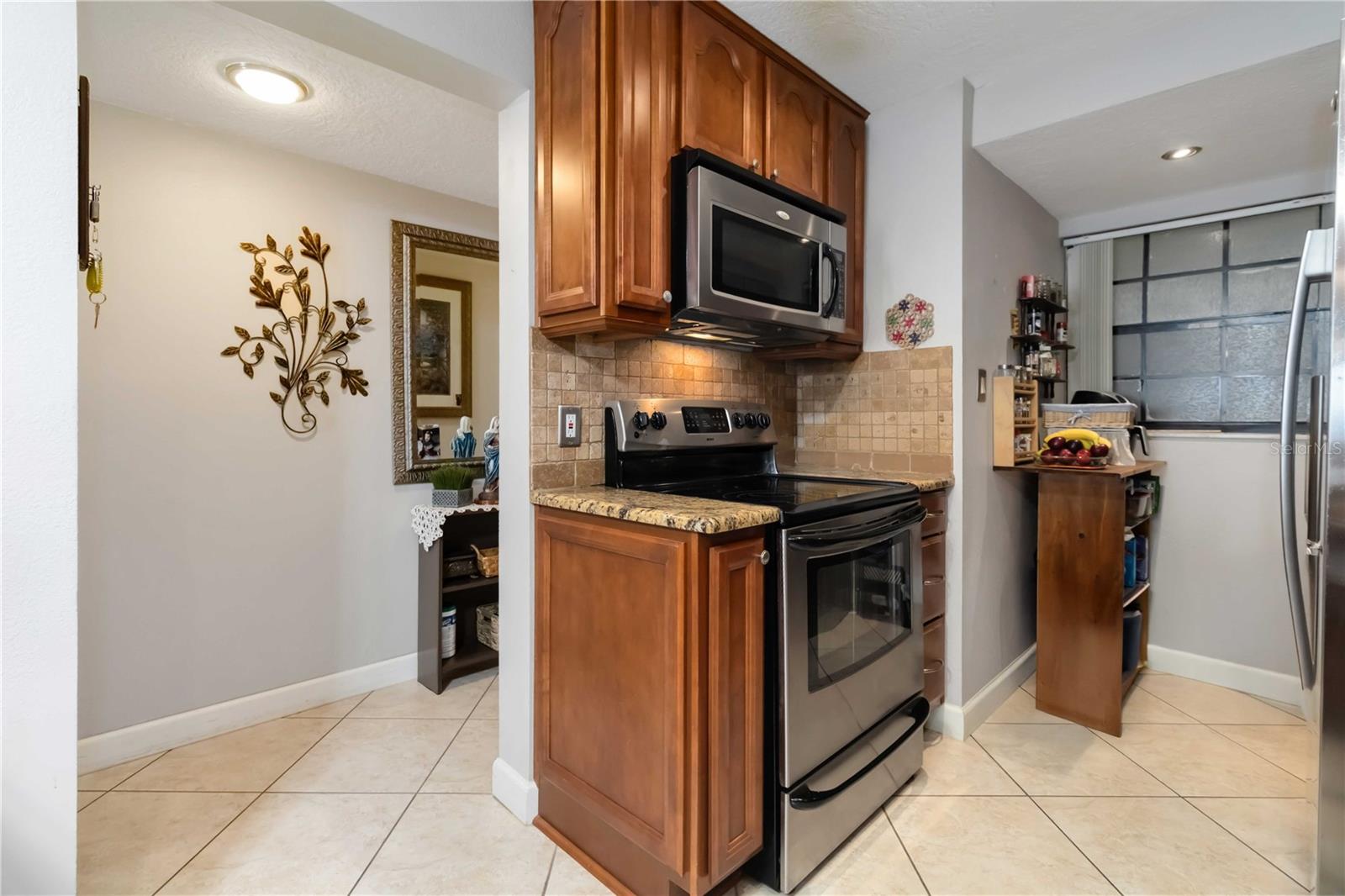 Image 12 of 57 For 4100 Ocean Beach Boulevard 409