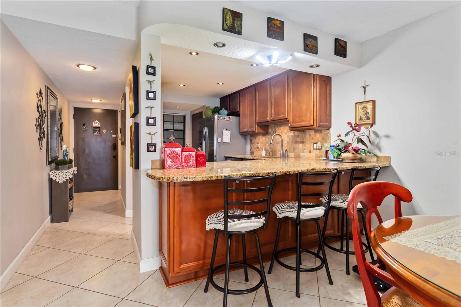 Image 16 of 57 For 4100 Ocean Beach Boulevard 409
