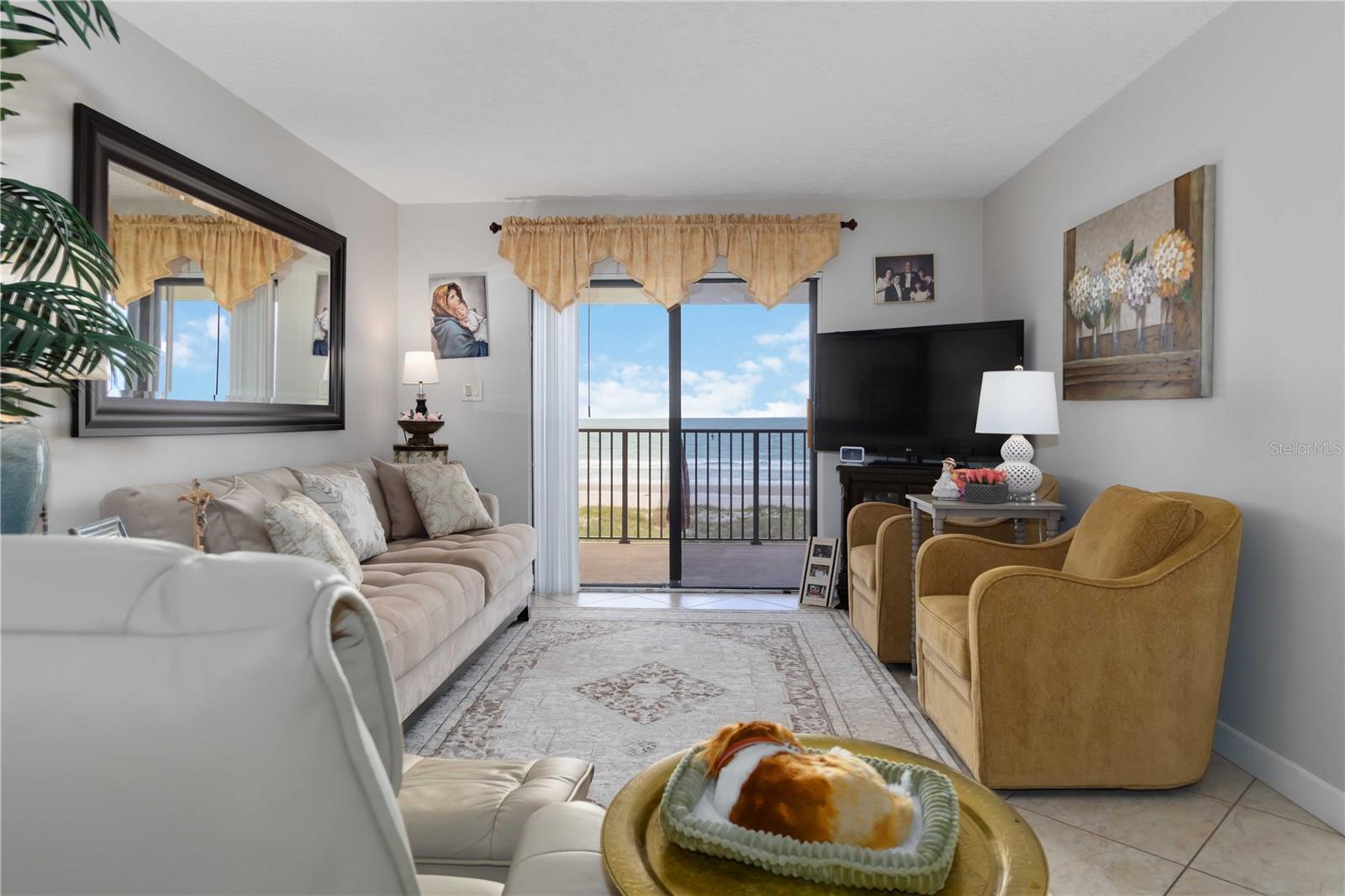 Image 24 of 57 For 4100 Ocean Beach Boulevard 409