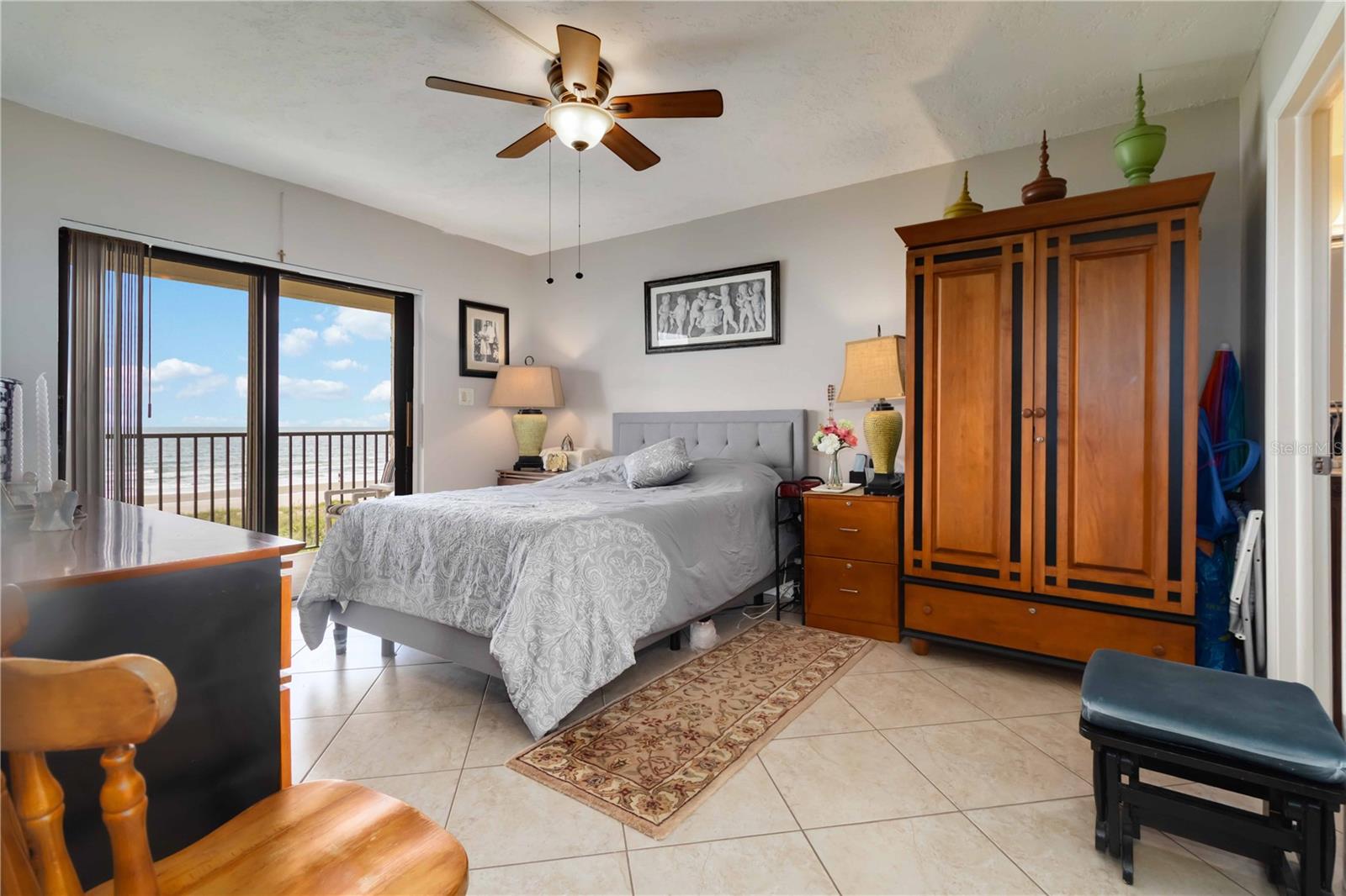 Image 33 of 57 For 4100 Ocean Beach Boulevard 409