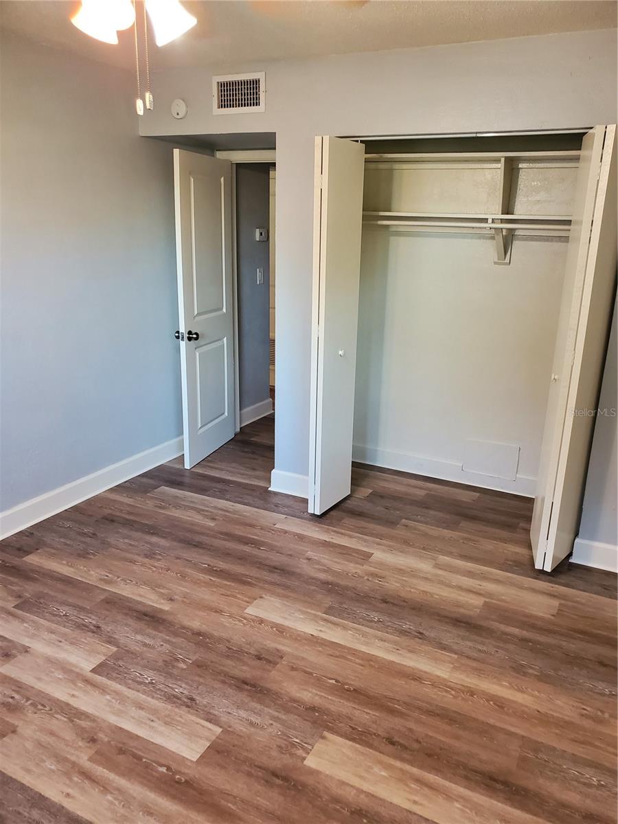 Image 10 of 24 For 10688 103rd Street
