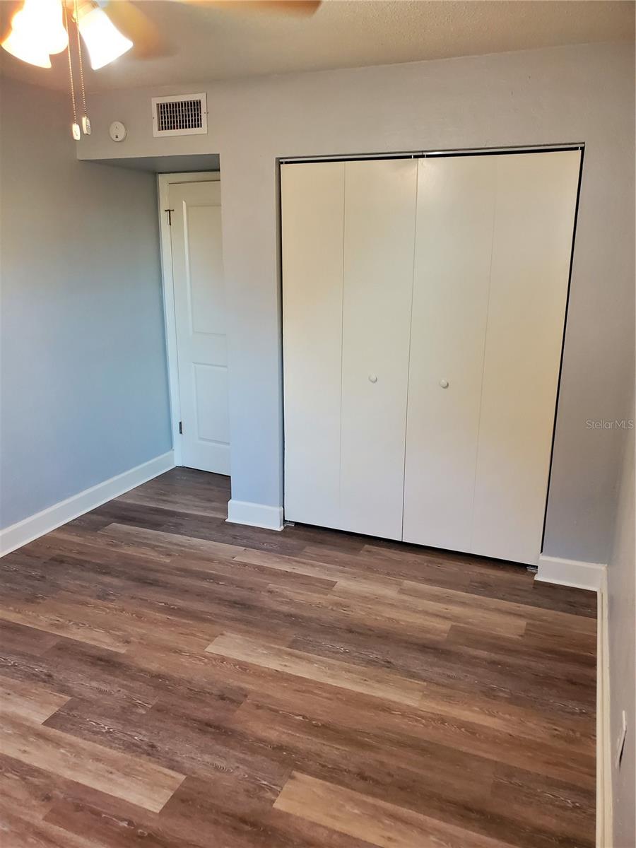 Image 11 of 24 For 10688 103rd Street