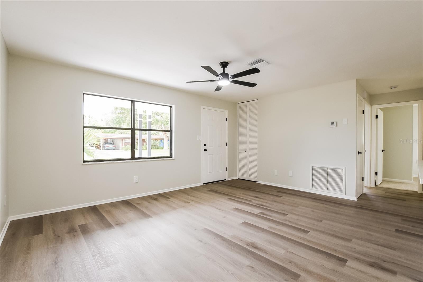 Image 2 of 15 For 295 Bel Aire Drive S