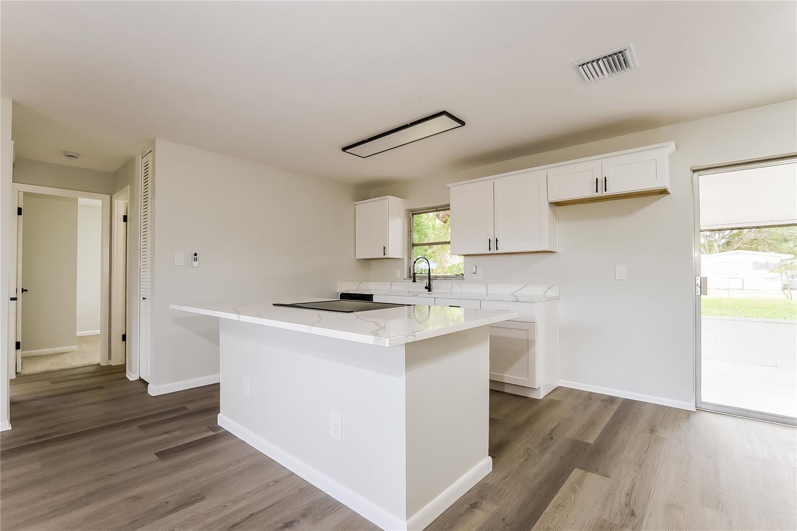 Image 5 of 15 For 295 Bel Aire Drive S