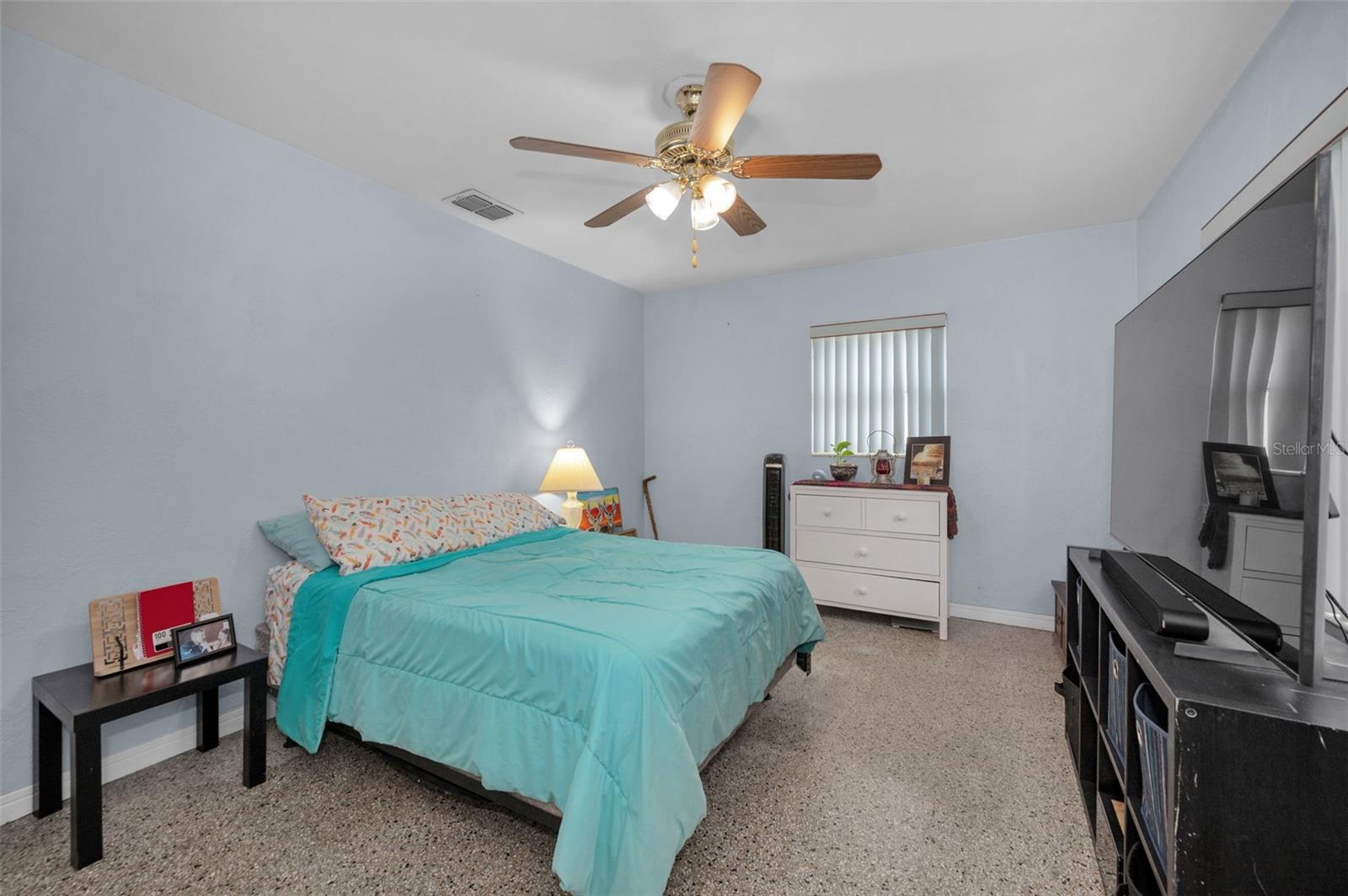 Image 12 of 45 For 10421 124th Terrace