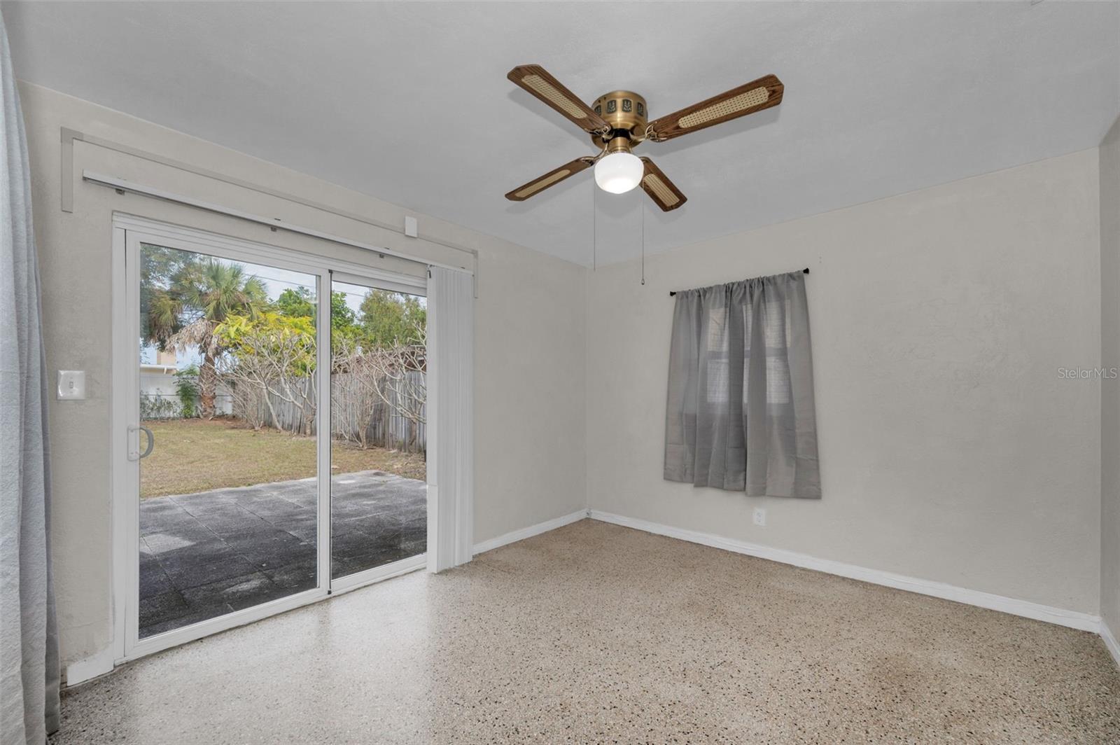 Image 14 of 45 For 10421 124th Terrace