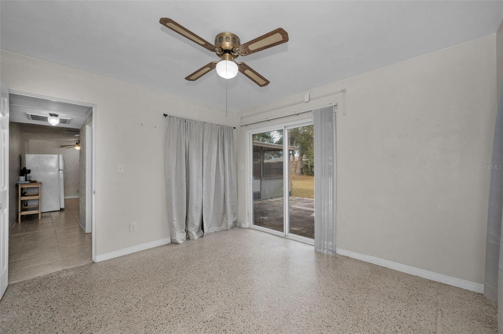 Image 15 of 45 For 10421 124th Terrace