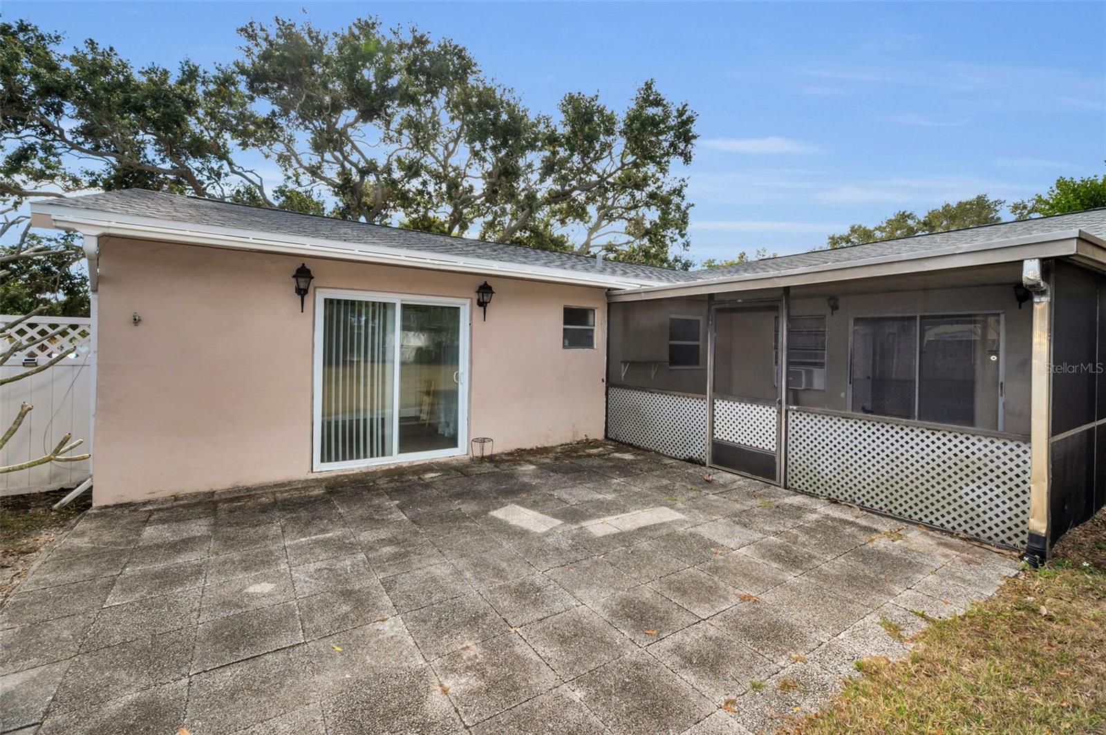 Image 26 of 45 For 10421 124th Terrace